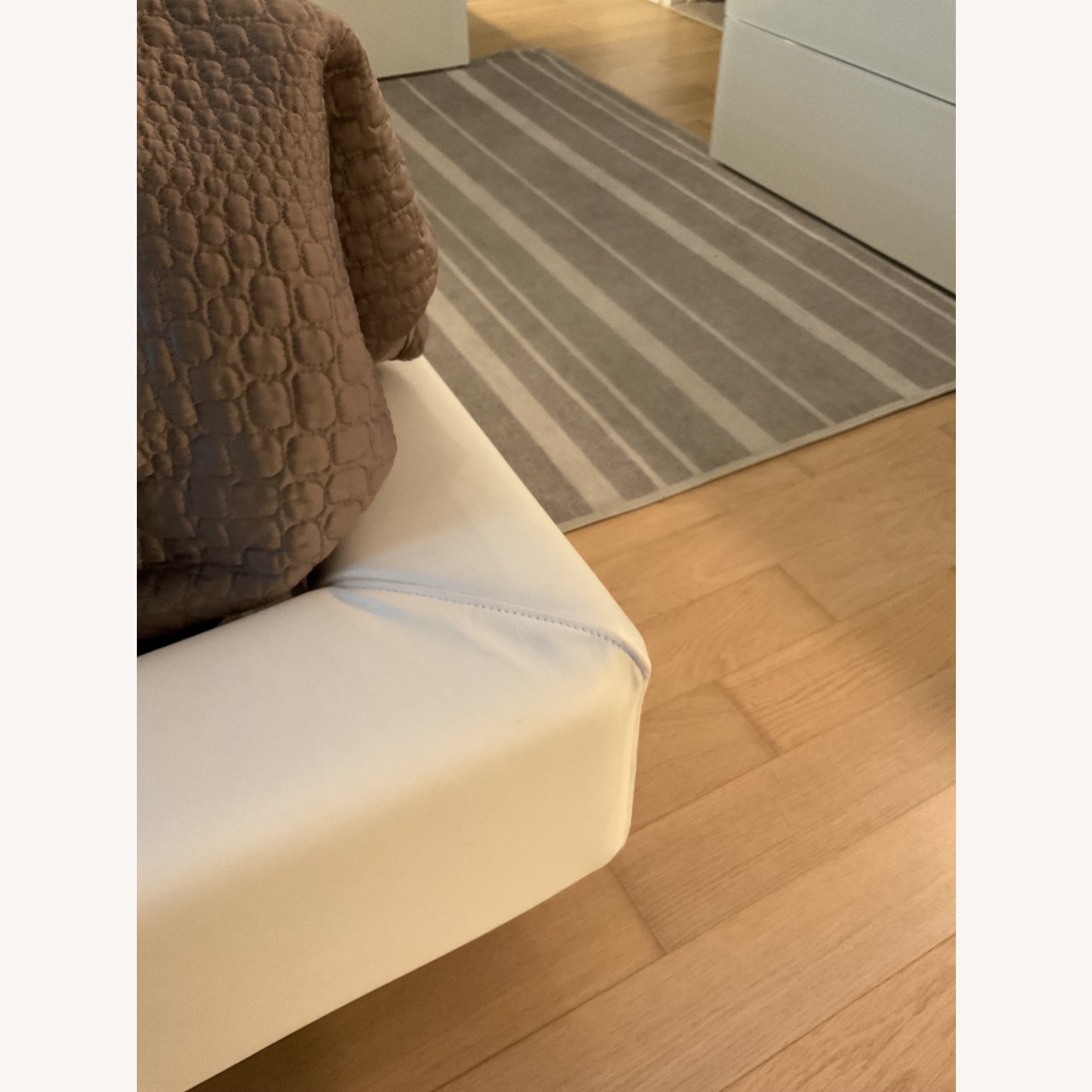 Italiana Divani White Leather Look King Bed - image-4