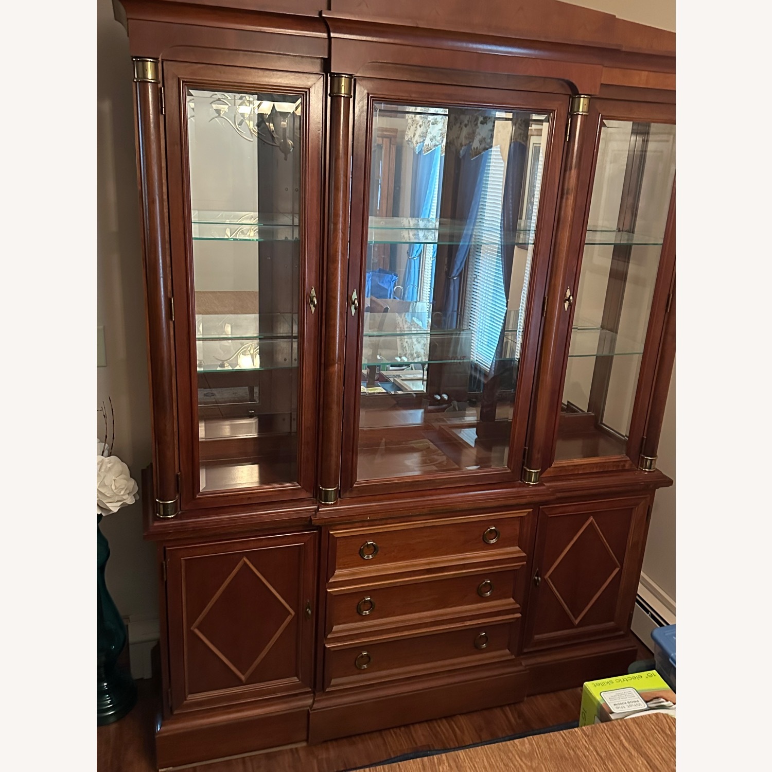 Stanley Hutvh - image-3