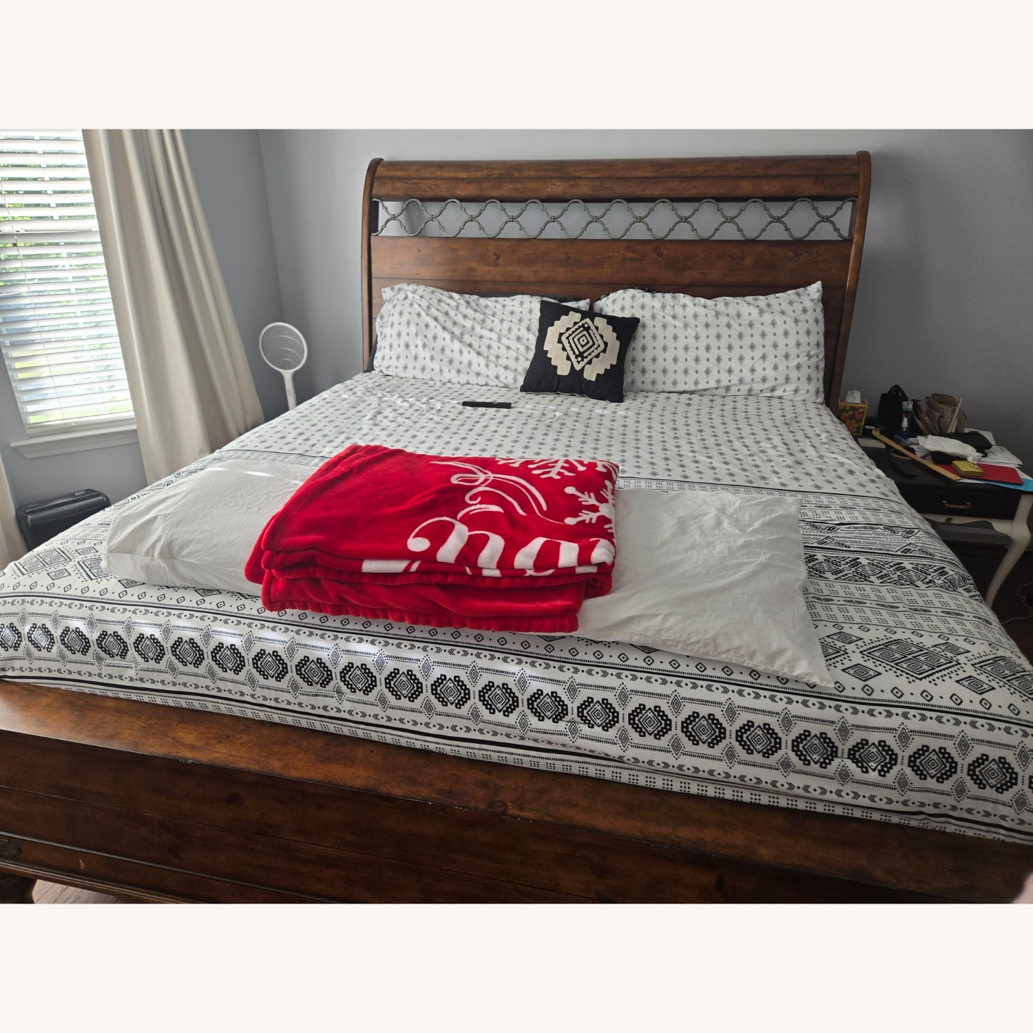 Wayfair King Bedframe - image-1