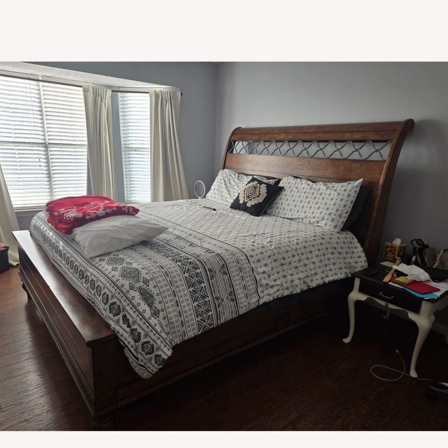 Wayfair King Bedframe - image-3