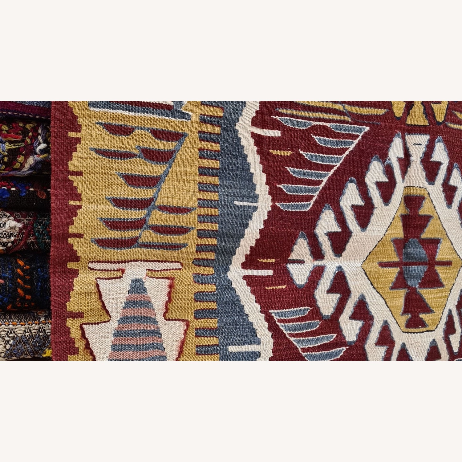 Contemporary Ushak Geometric Rug In Vintage Wine - image-3