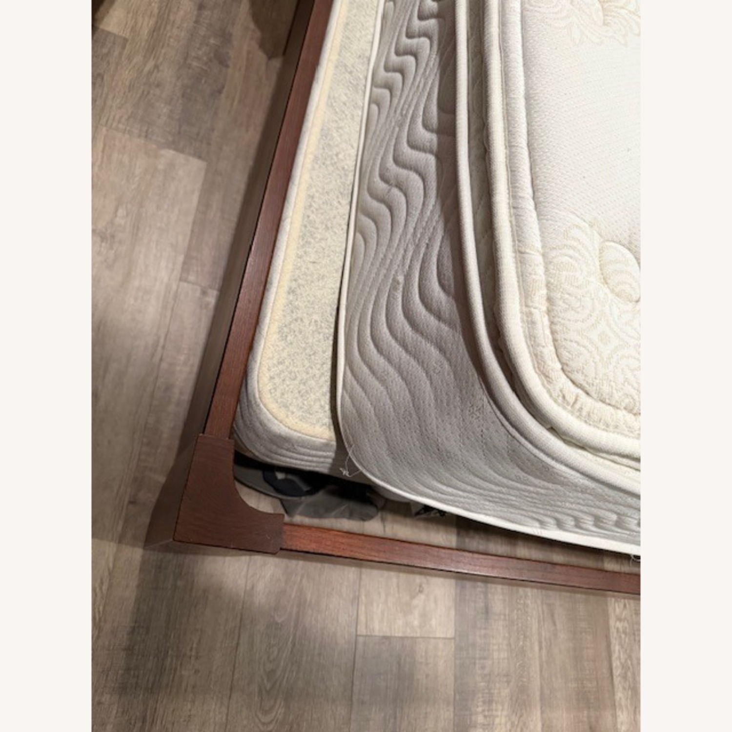 Heirloom Ethan Allen Contemporary Queen Bed - image-3