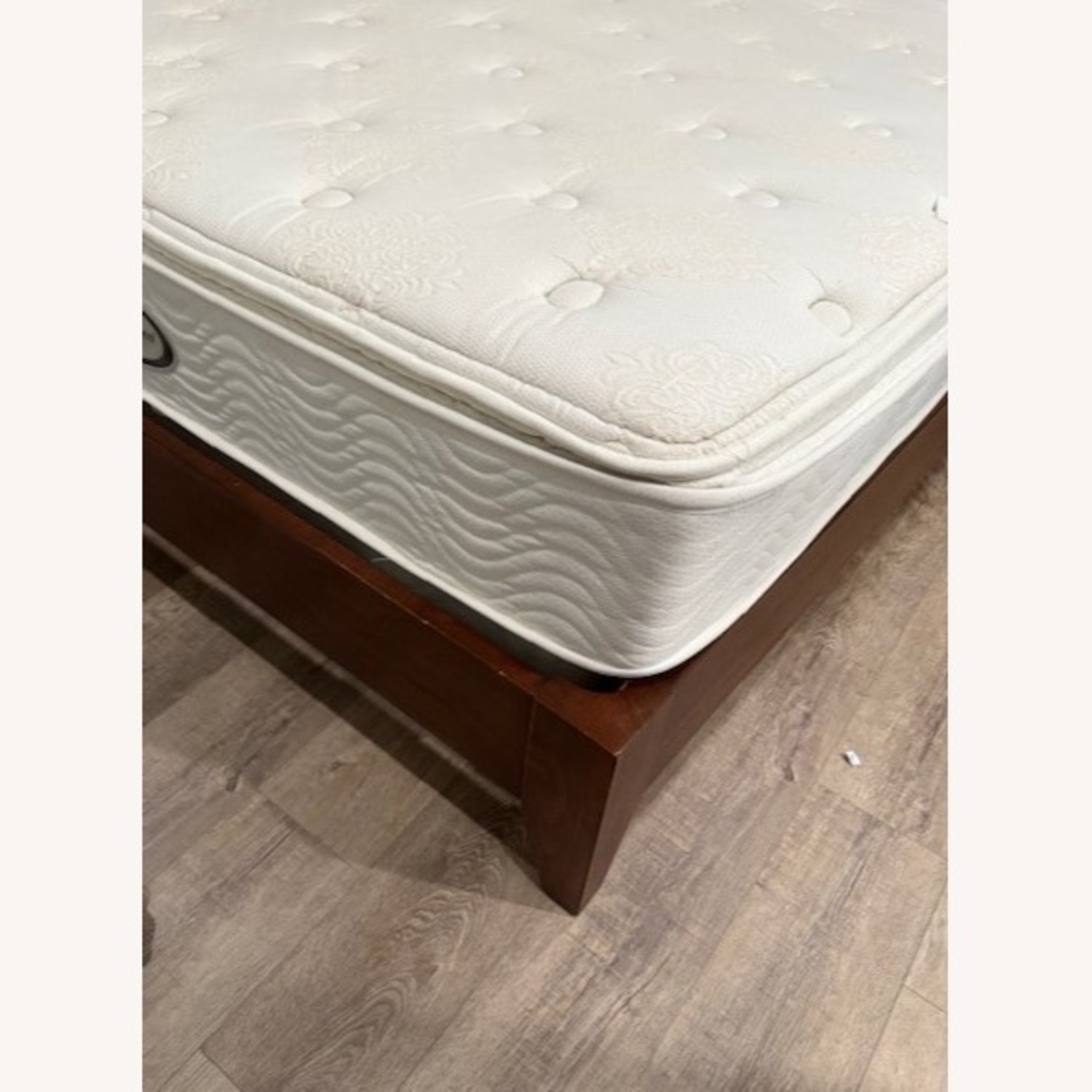 Heirloom Ethan Allen Contemporary Queen Bed - image-2