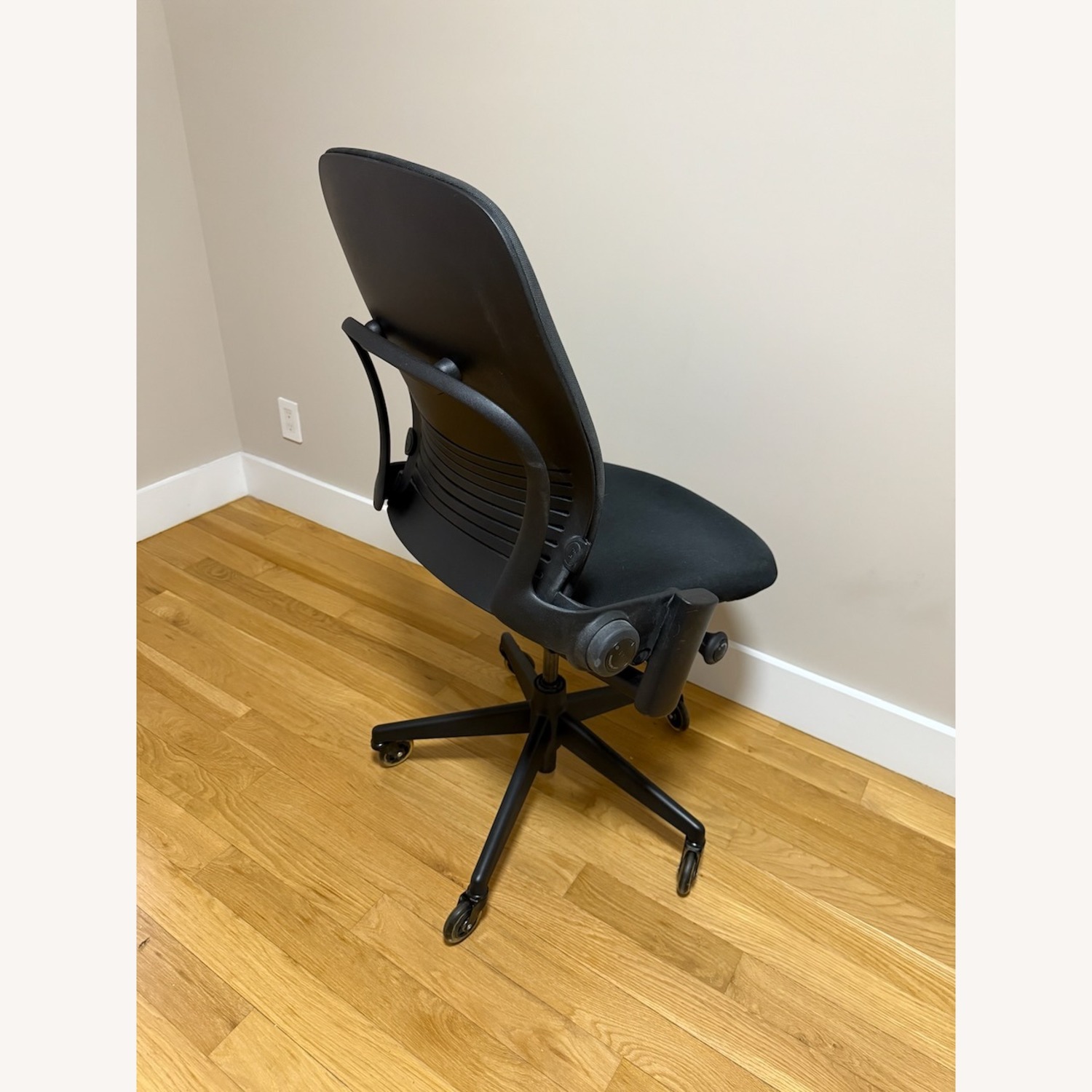 Steelcase Leap V2 Office Chair - image-2