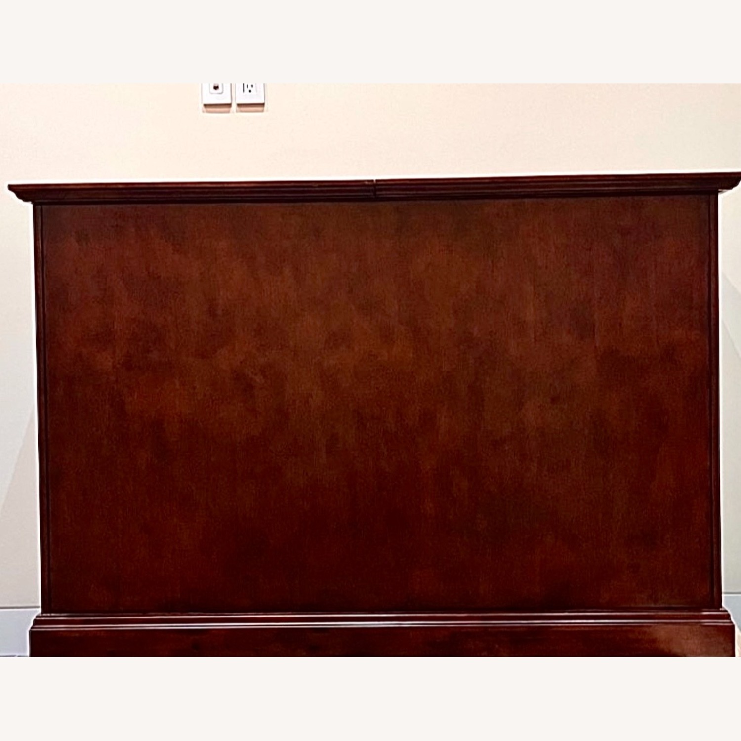 Howard Miller Devino II Wine & Bar Cabinet Hide-A-Bar - image-10