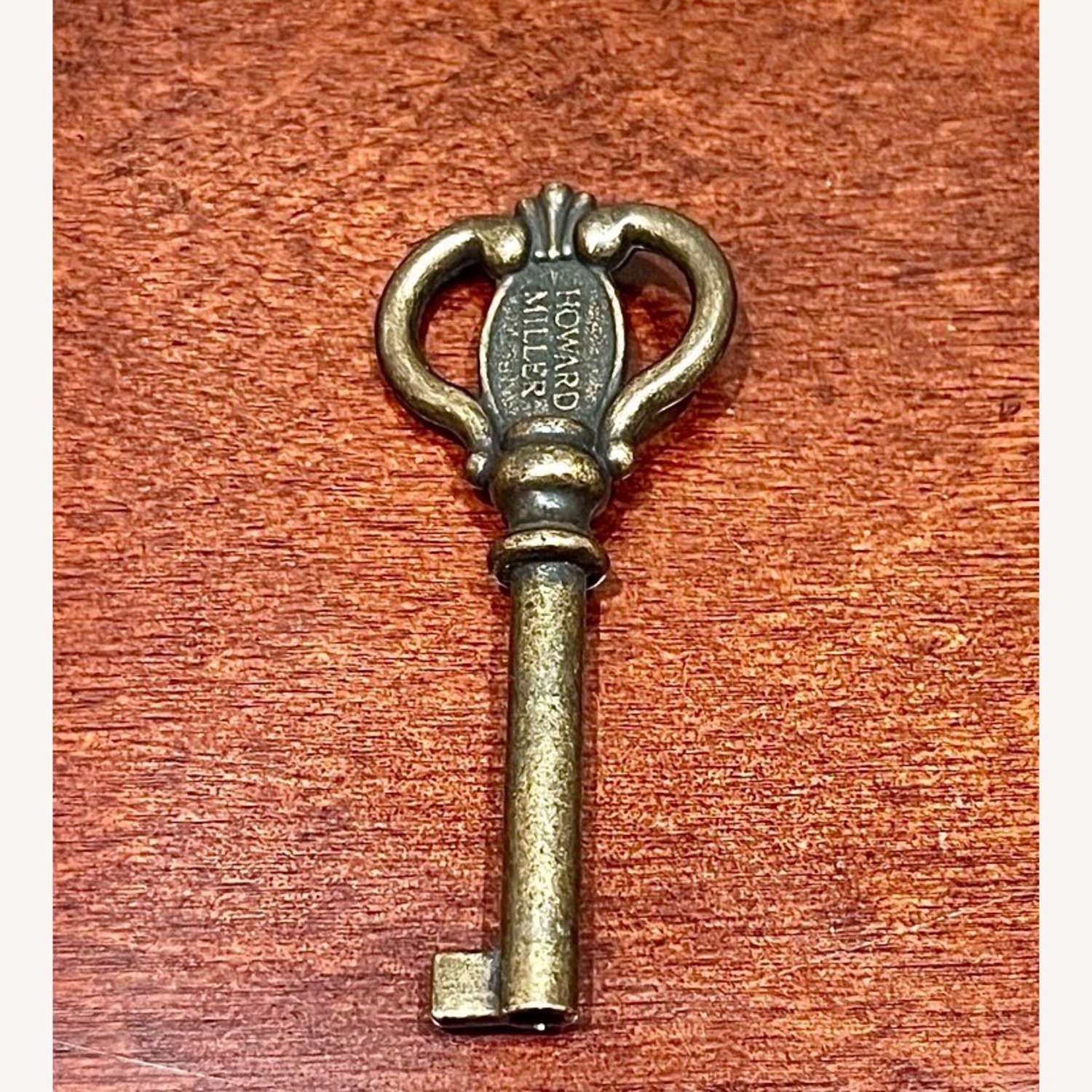 Howard Miller Devino II Wine & Bar Cabinet Hide-A-Bar - image-13