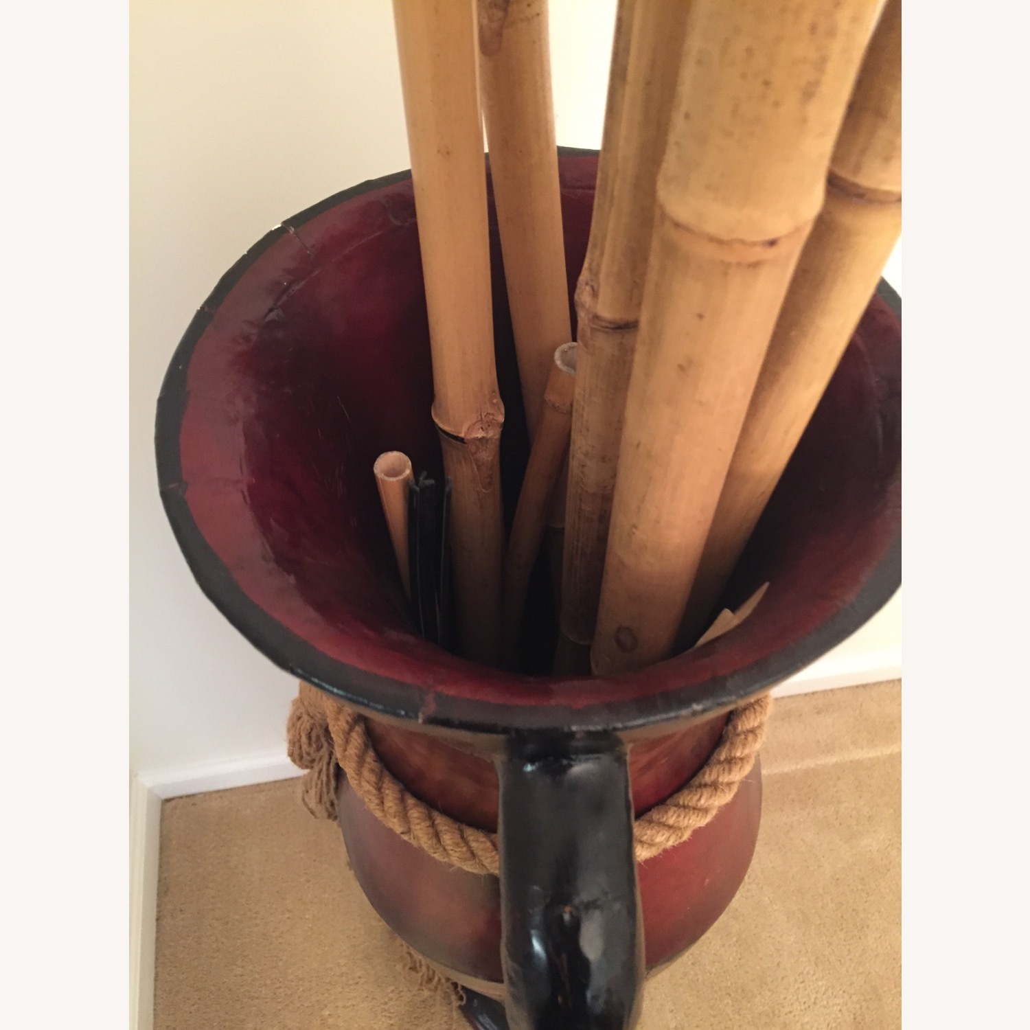 Ashley Vase with Tassle - image-4