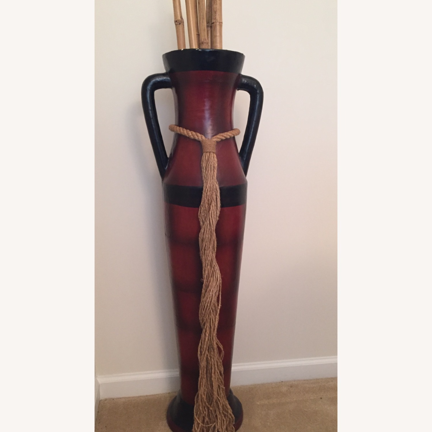 Ashley Vase with Tassle - image-3
