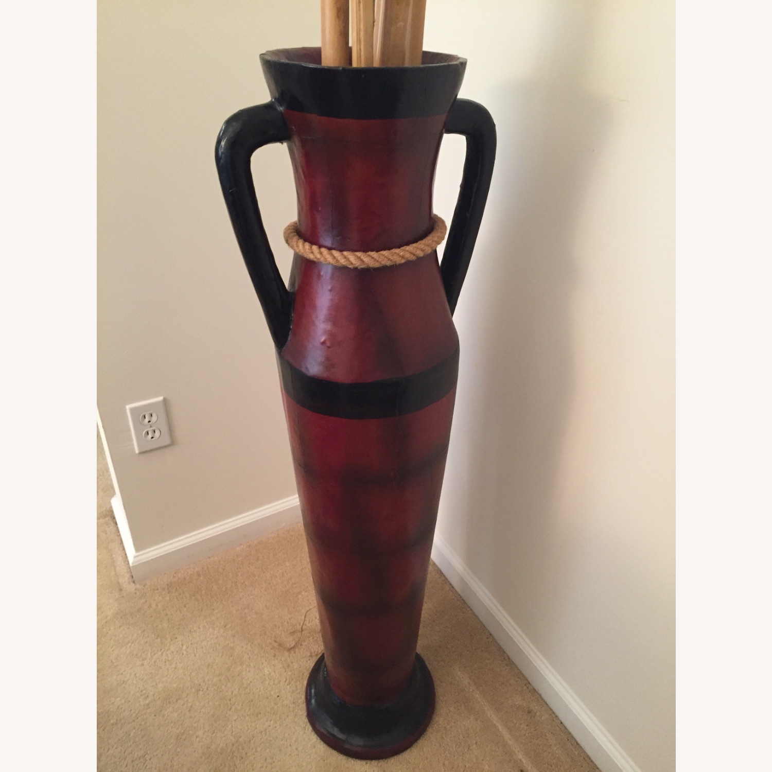 Ashley Vase with Tassle - image-2