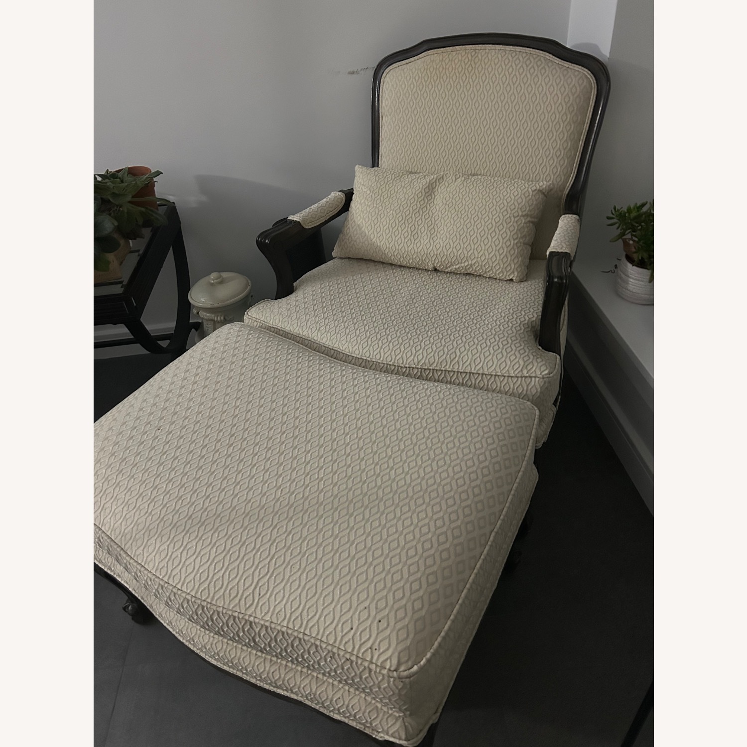 2 Chairs with 1 Matching Ottoman - image-2