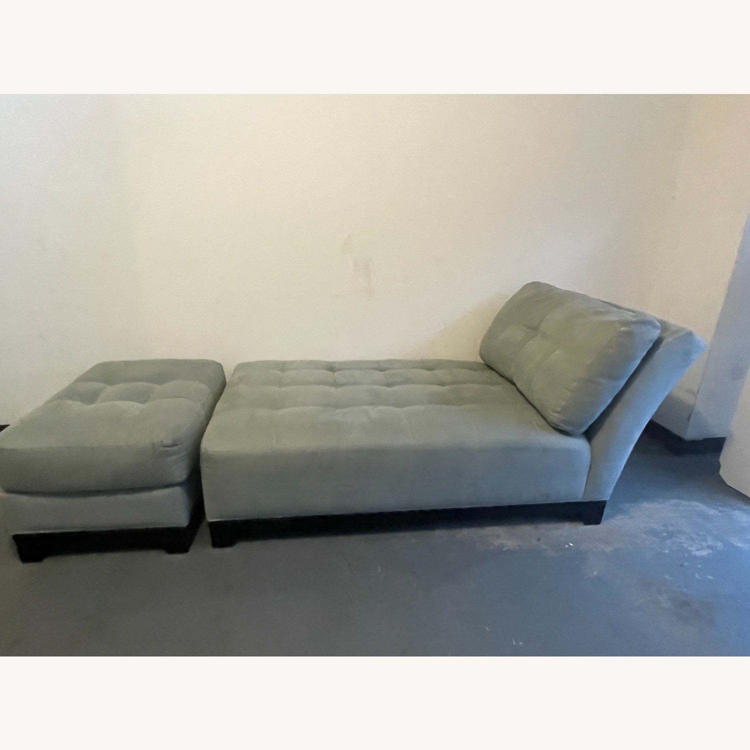 Tufted Chaise Lounge with Ottoman - image-1