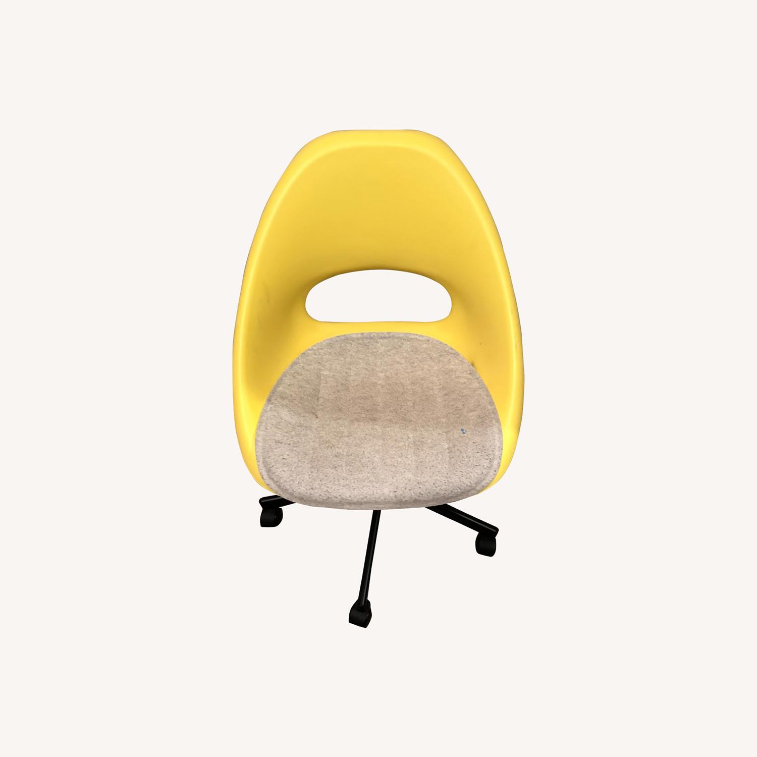 Small Office Chair W Cushion - image-0