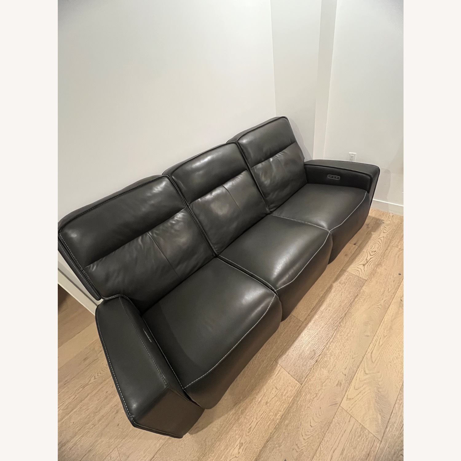 Raymour & Flanigan Beckett Power Sofa - image-2