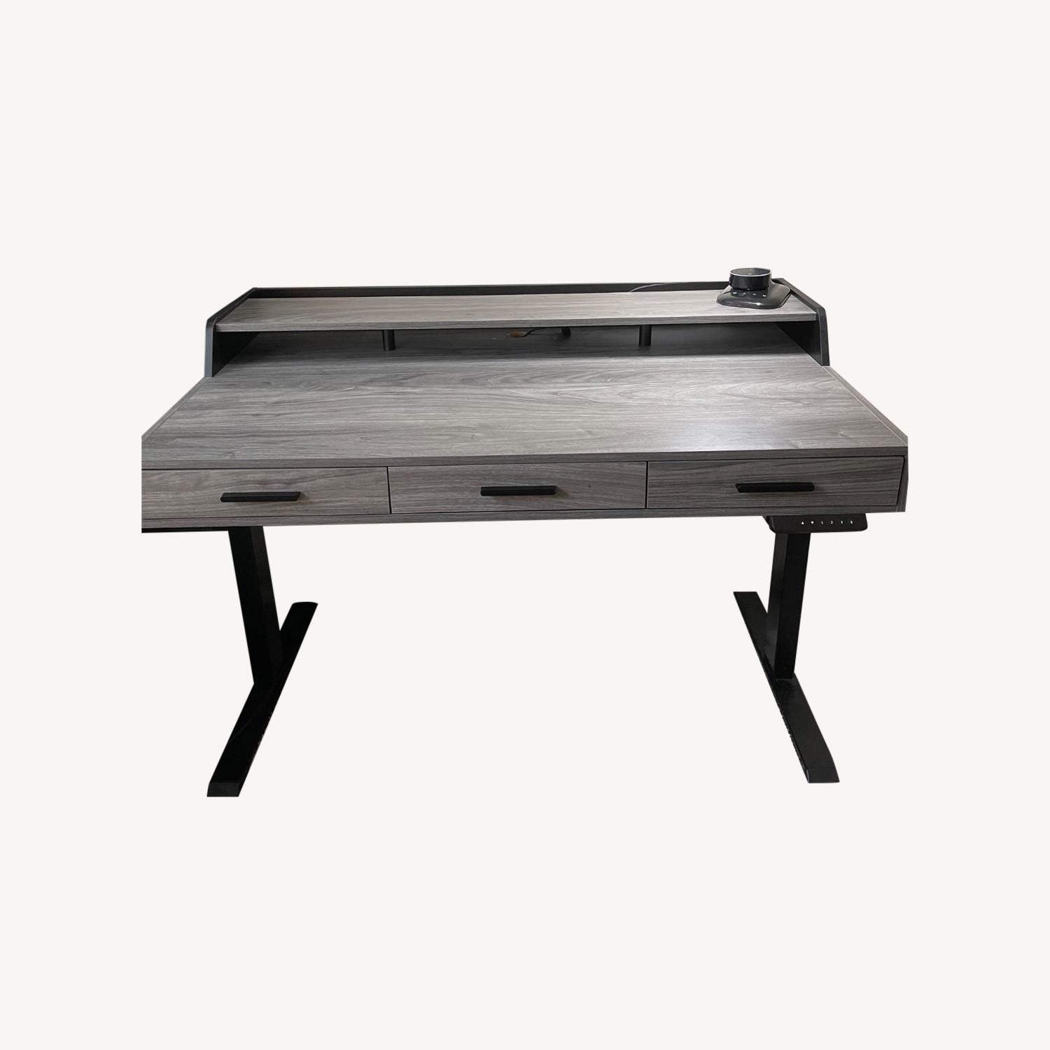 Adj Stand/Sit Desk Auto Lift Adj. 27.5 to 46.8 - image-0