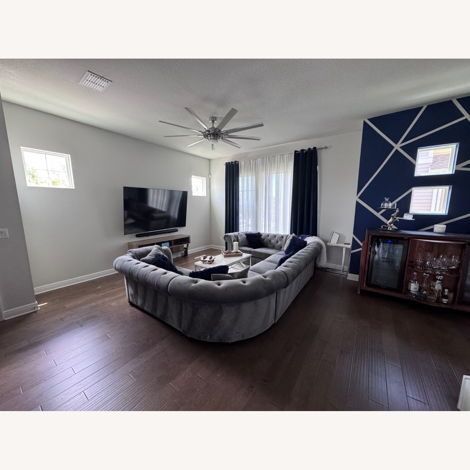 Gray Sectional - image-5