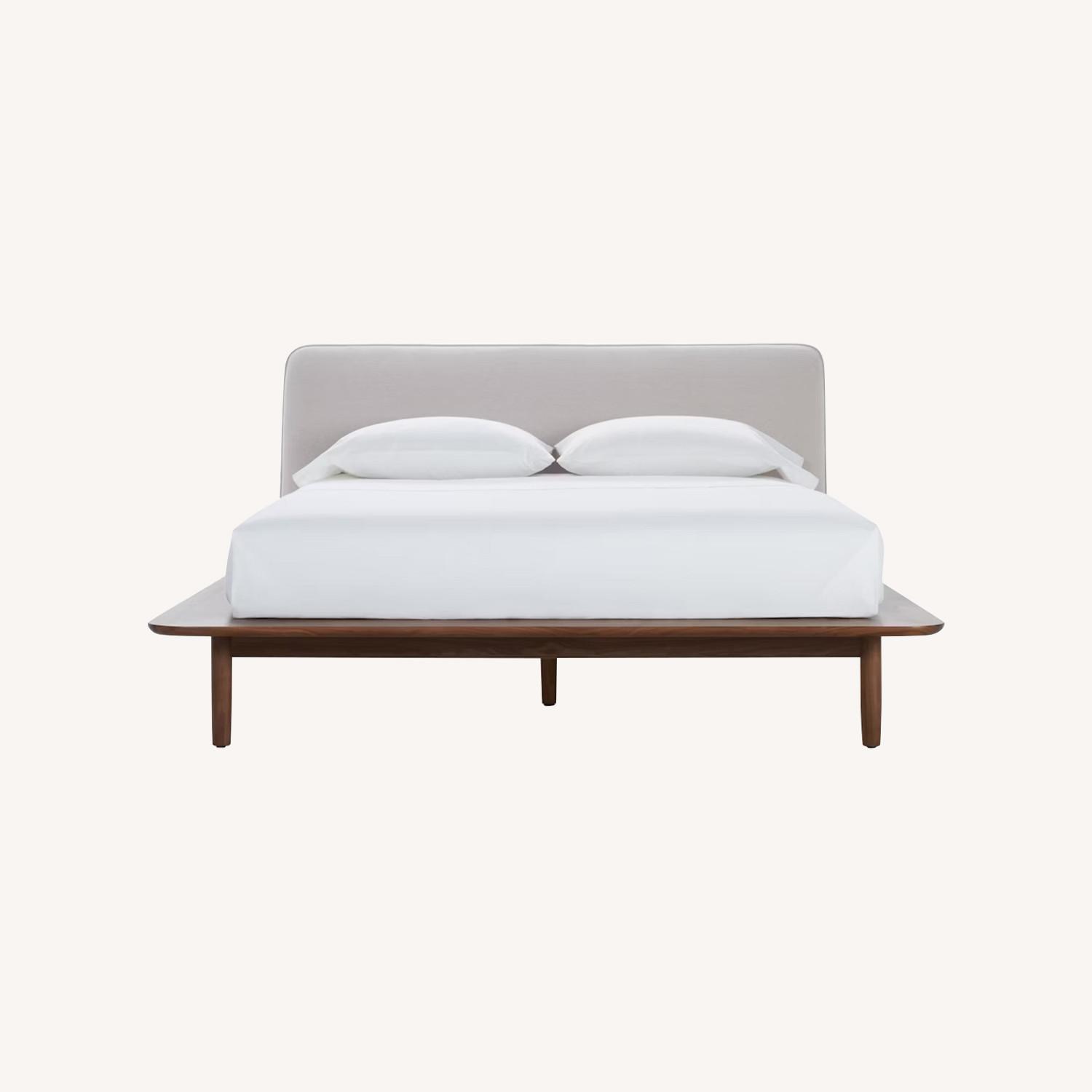 DWR Solid Wood Made in Italy Platform Miro Bed - image-0