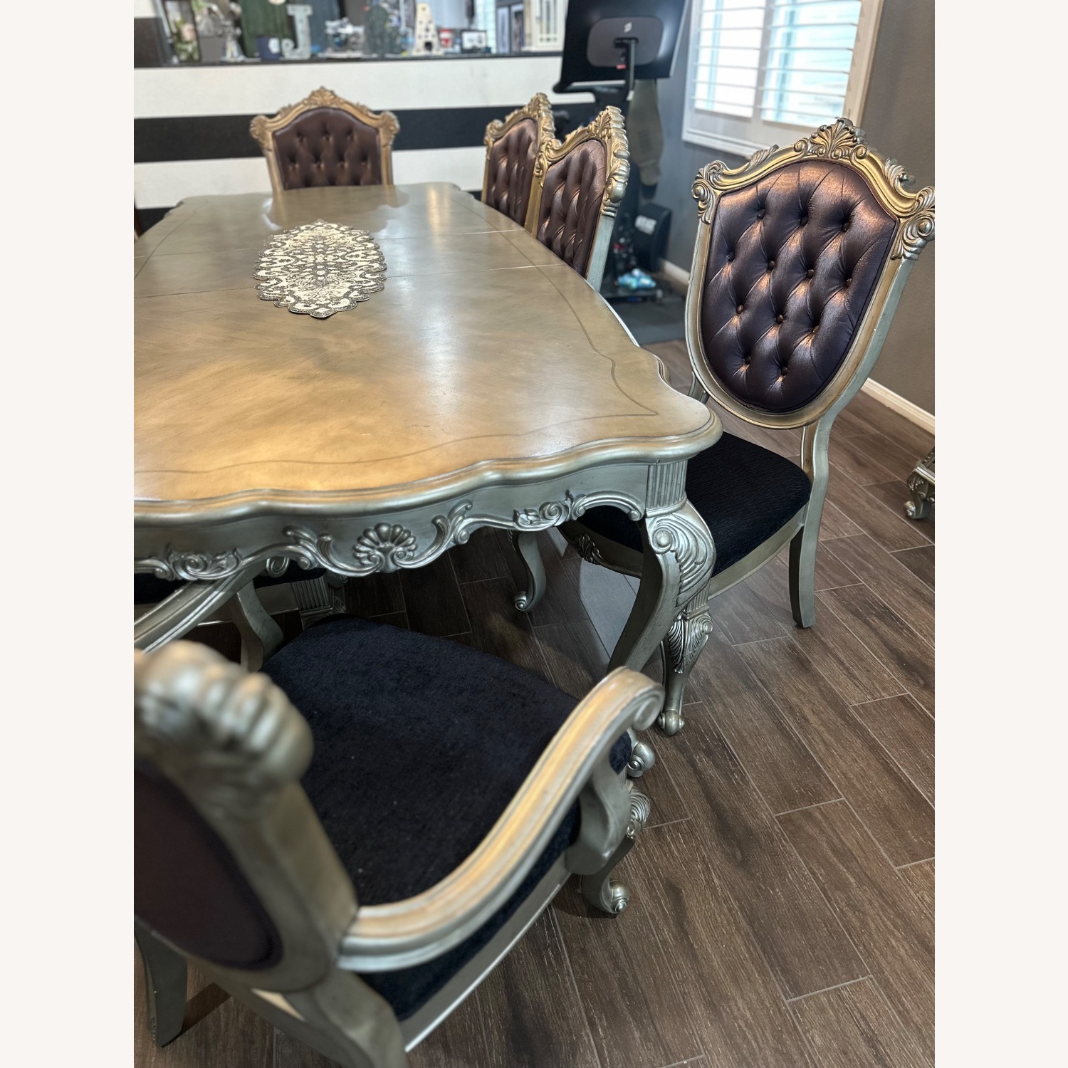 Acme Chantelle Dining Room Set - image-4