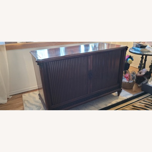 Used Commode  for sale on AptDeco