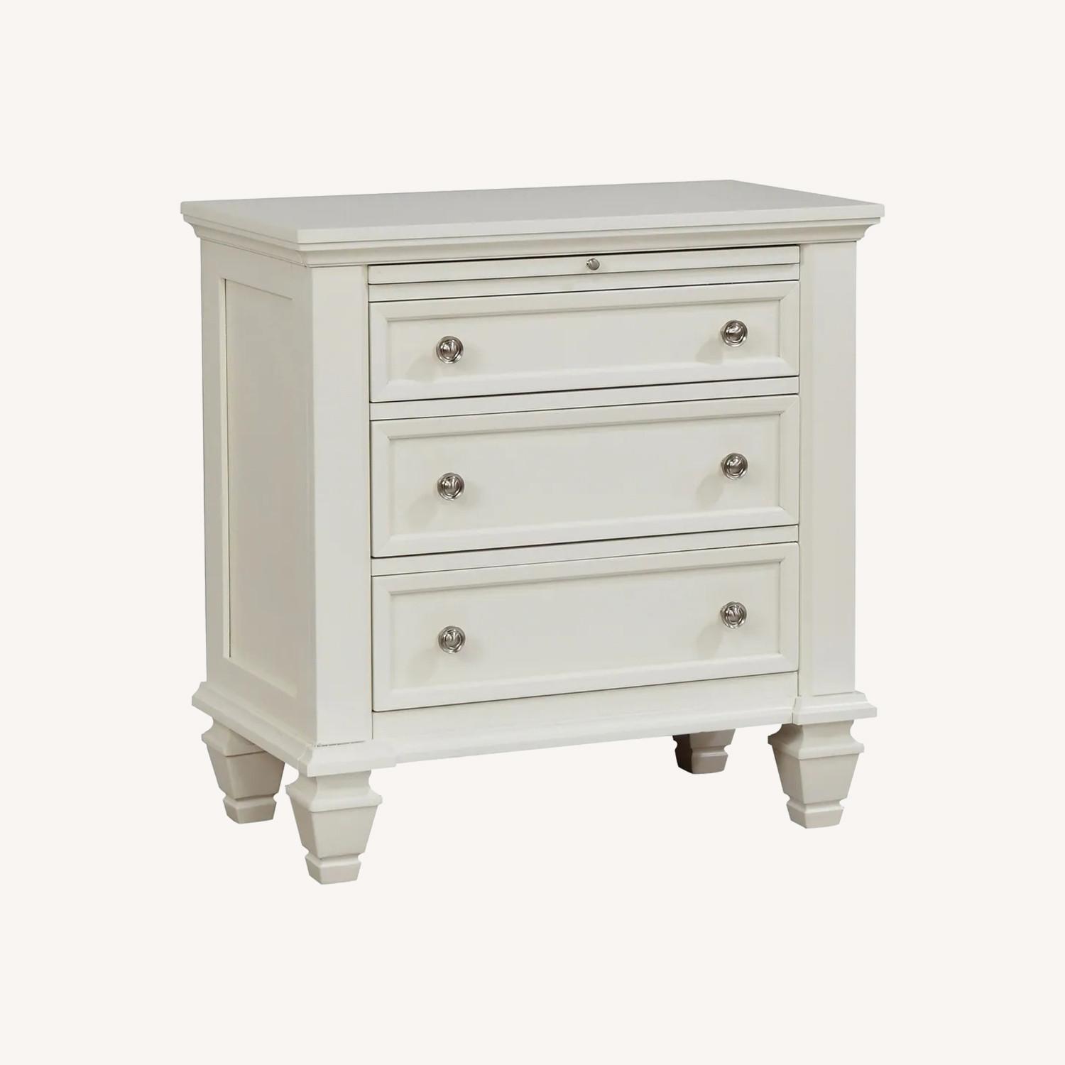 Sandy Beach Coastal 3-drawer Wood Nightstand - image-0