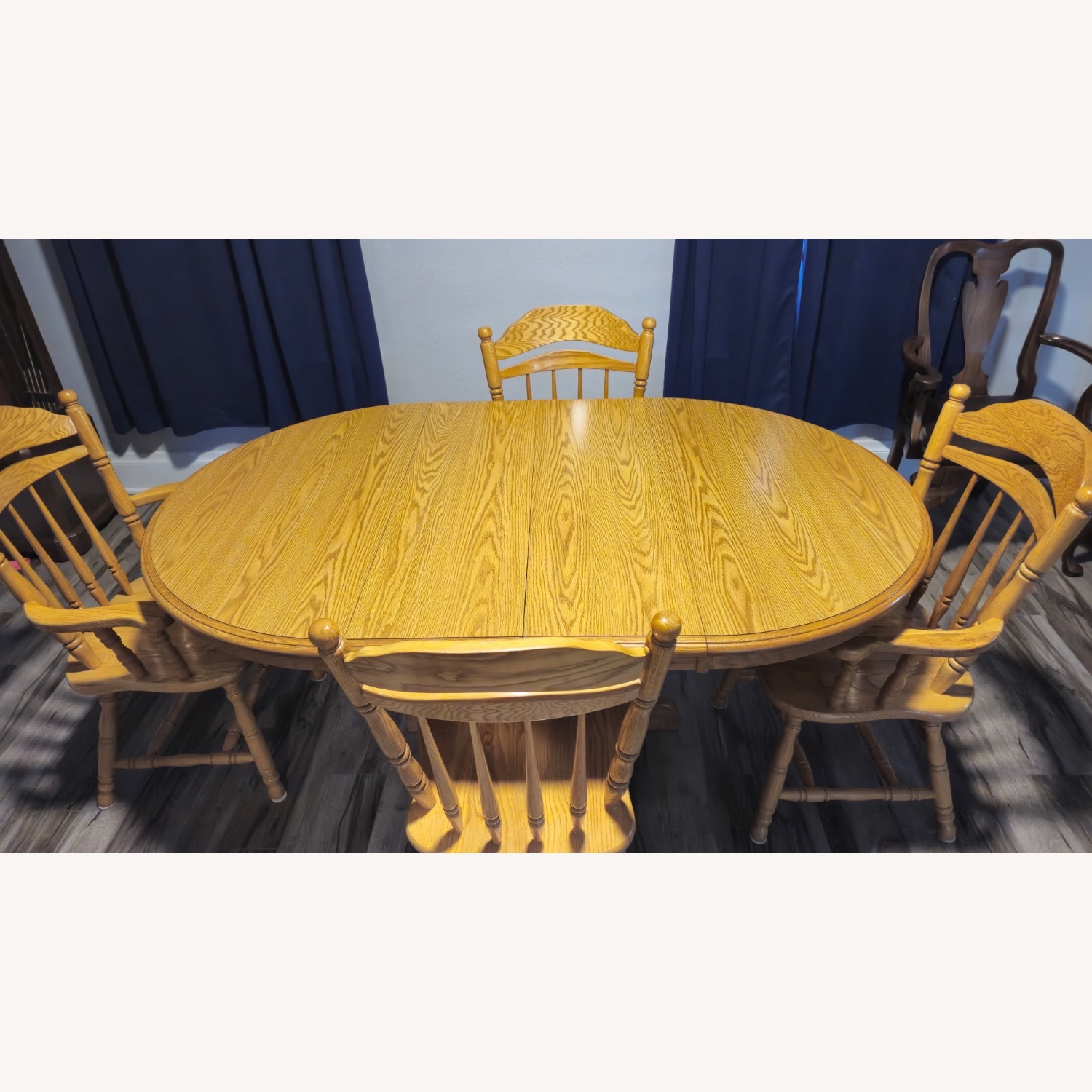 Walter of Wabasha Dining Room Table Set - image-1
