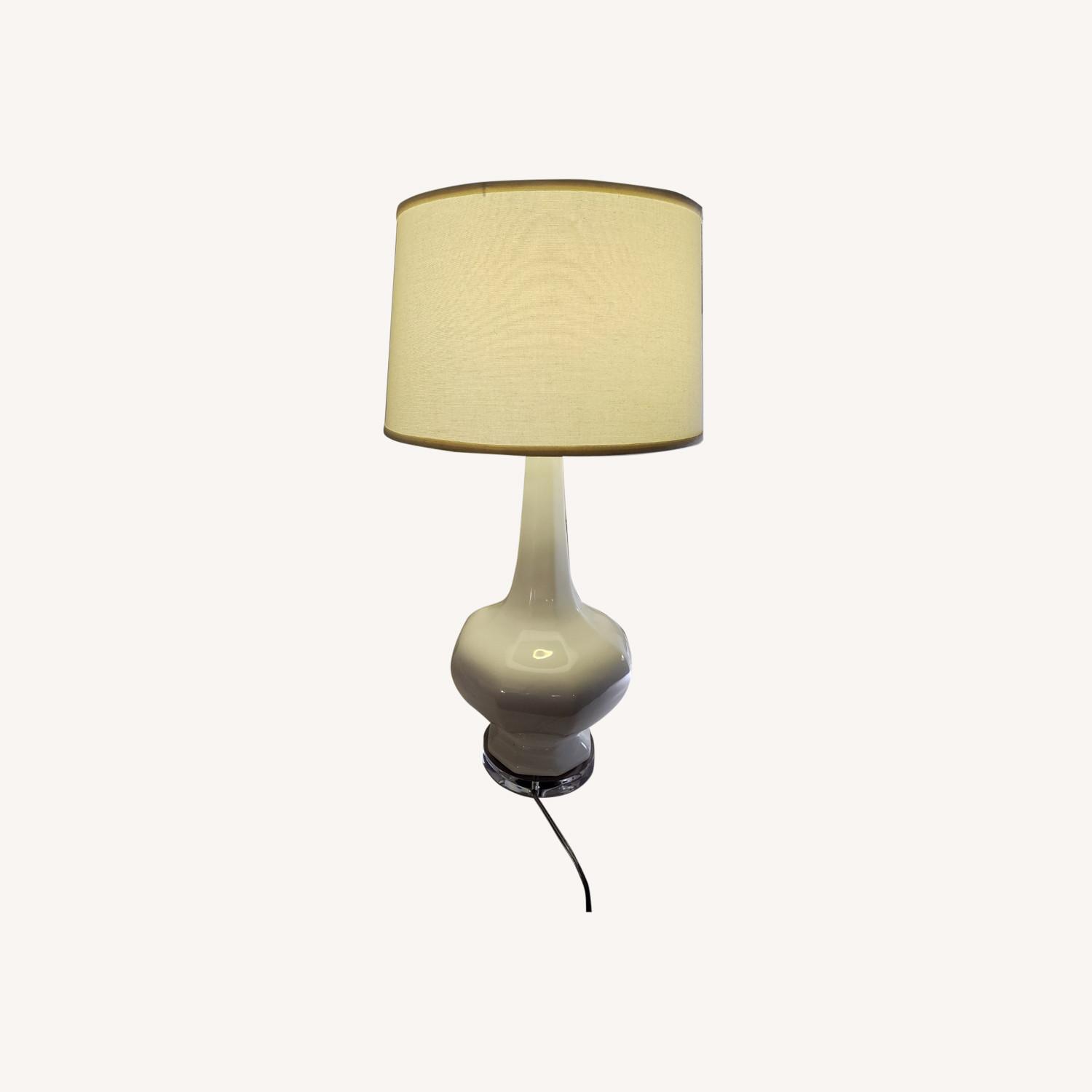 Bassett Mirror Company White Table Lamp - image-0