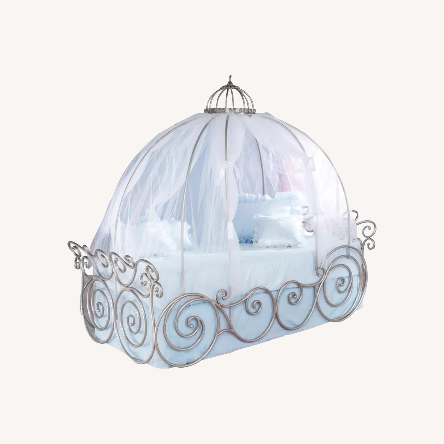 Rooms To Go Disney Cinderella Carriage Bed - image-0