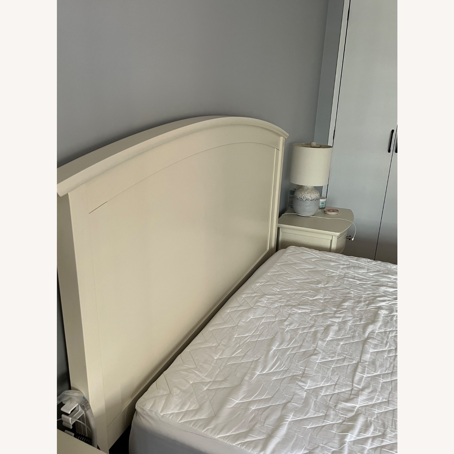 Pottery Barn Queen Off White Bed - image-3