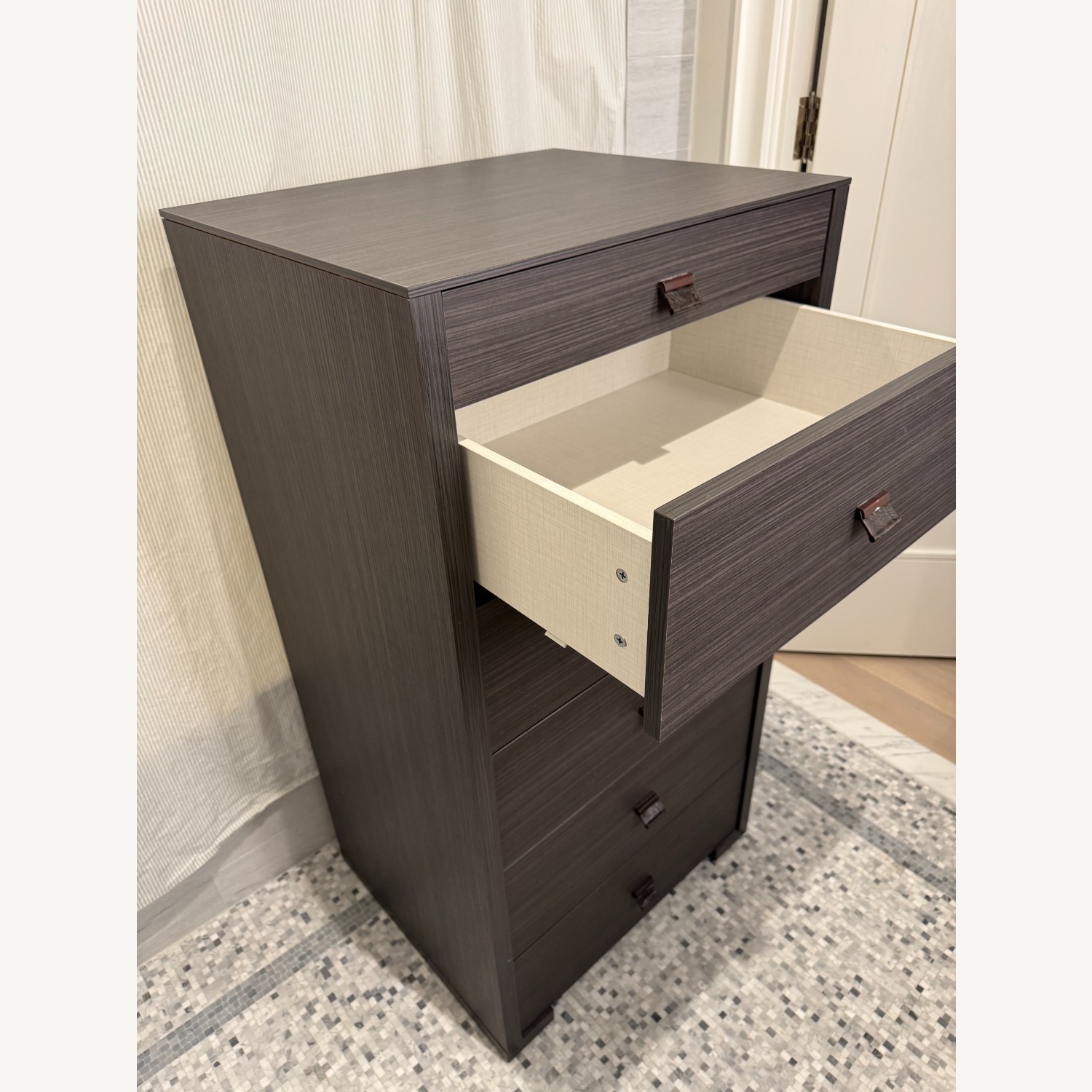 Lazzoni 7-drawer Dresser - image-1