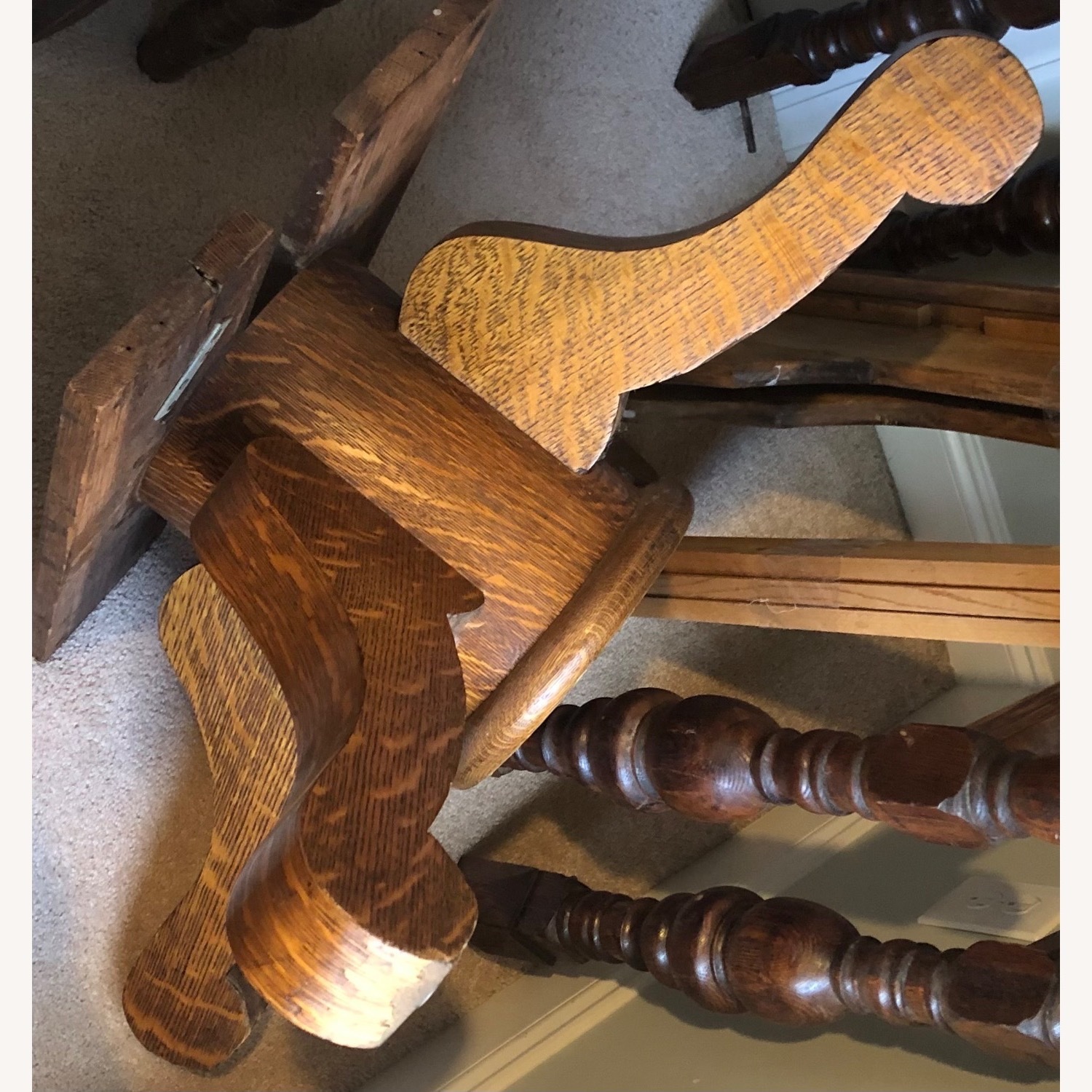 Antique Round Pedestal Coffee Table in Solid Oak  - image-7