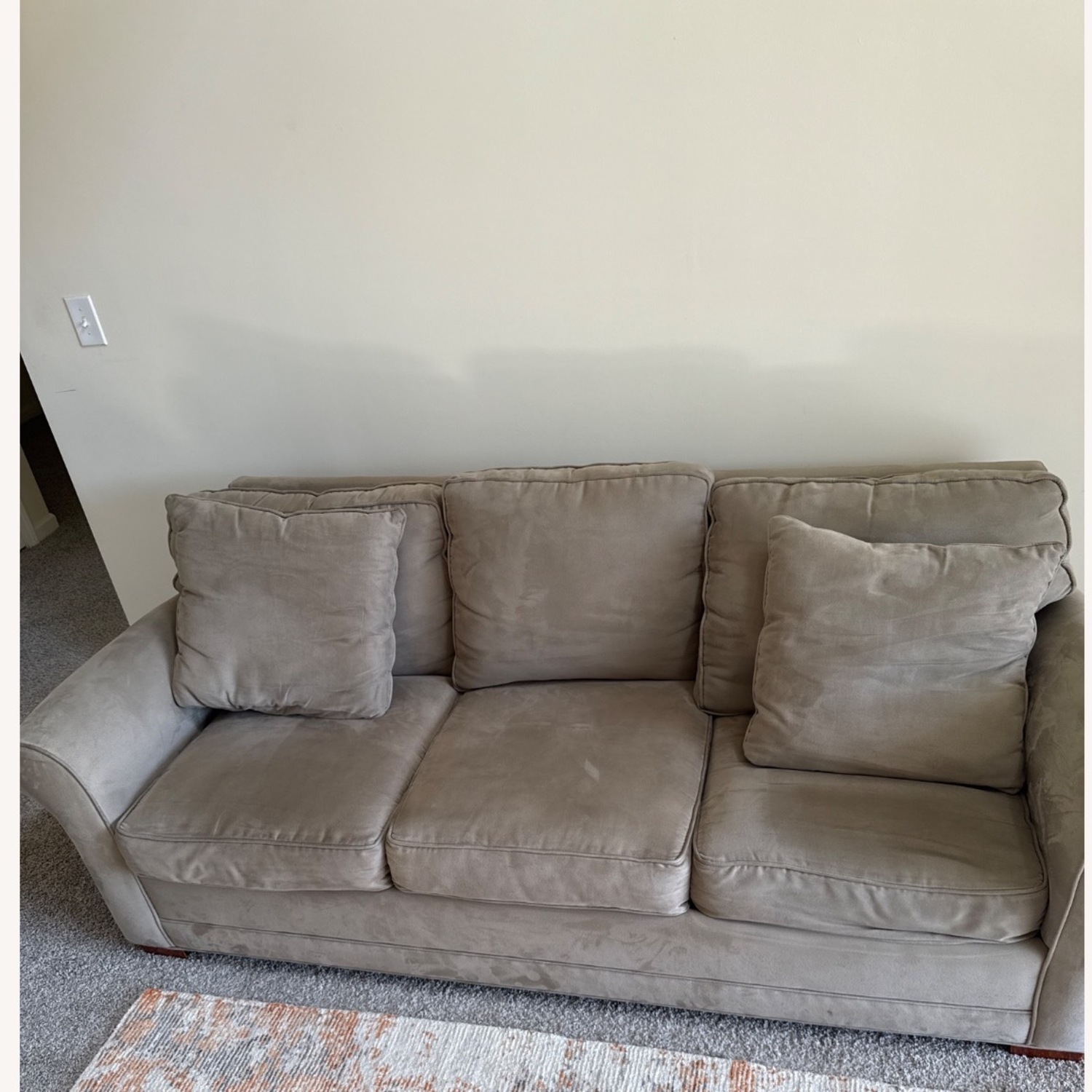 Raymour & Flanigan Fresno 3 Seater Sofa - image-0