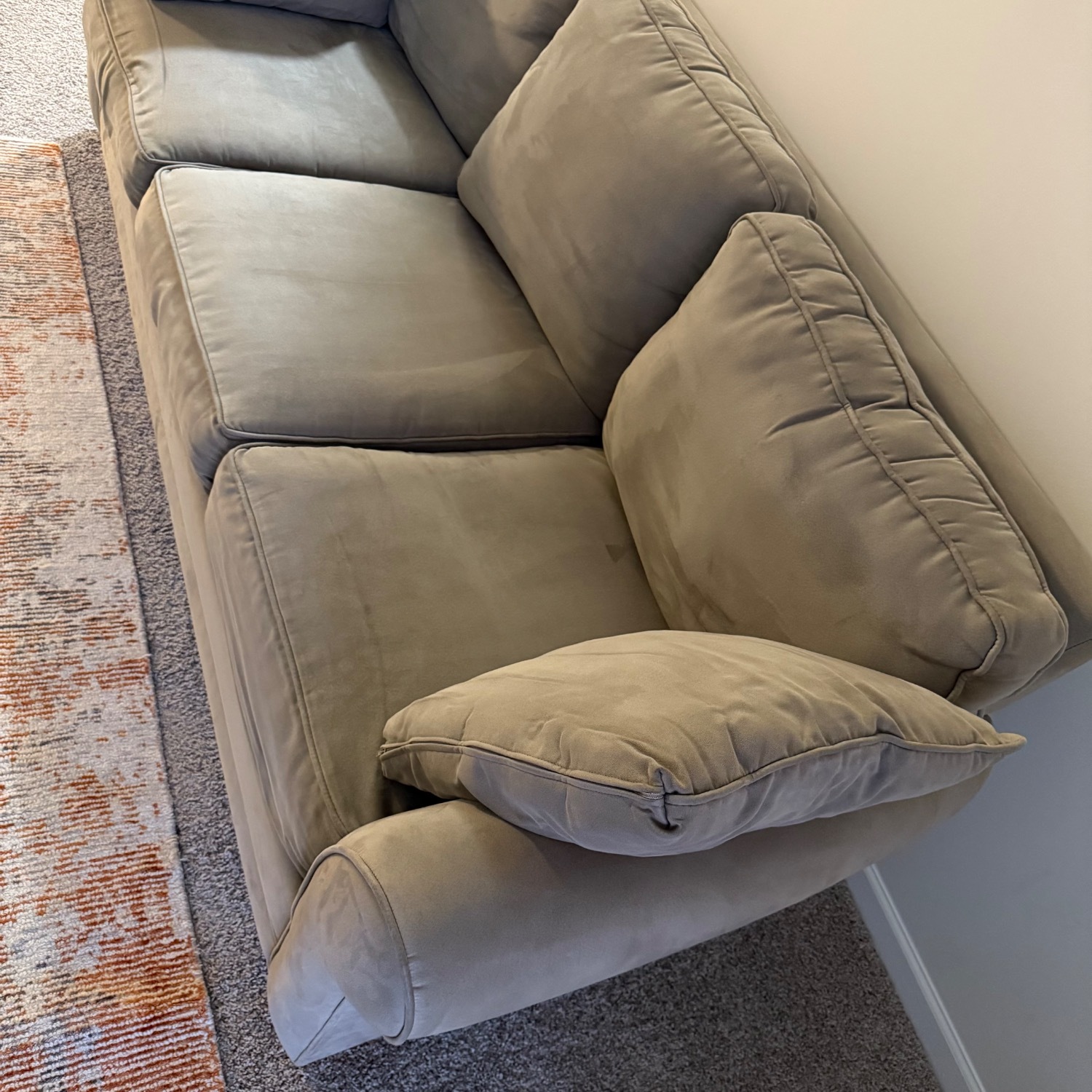 Raymour & Flanigan Fresno 3 Seater Sofa - image-5