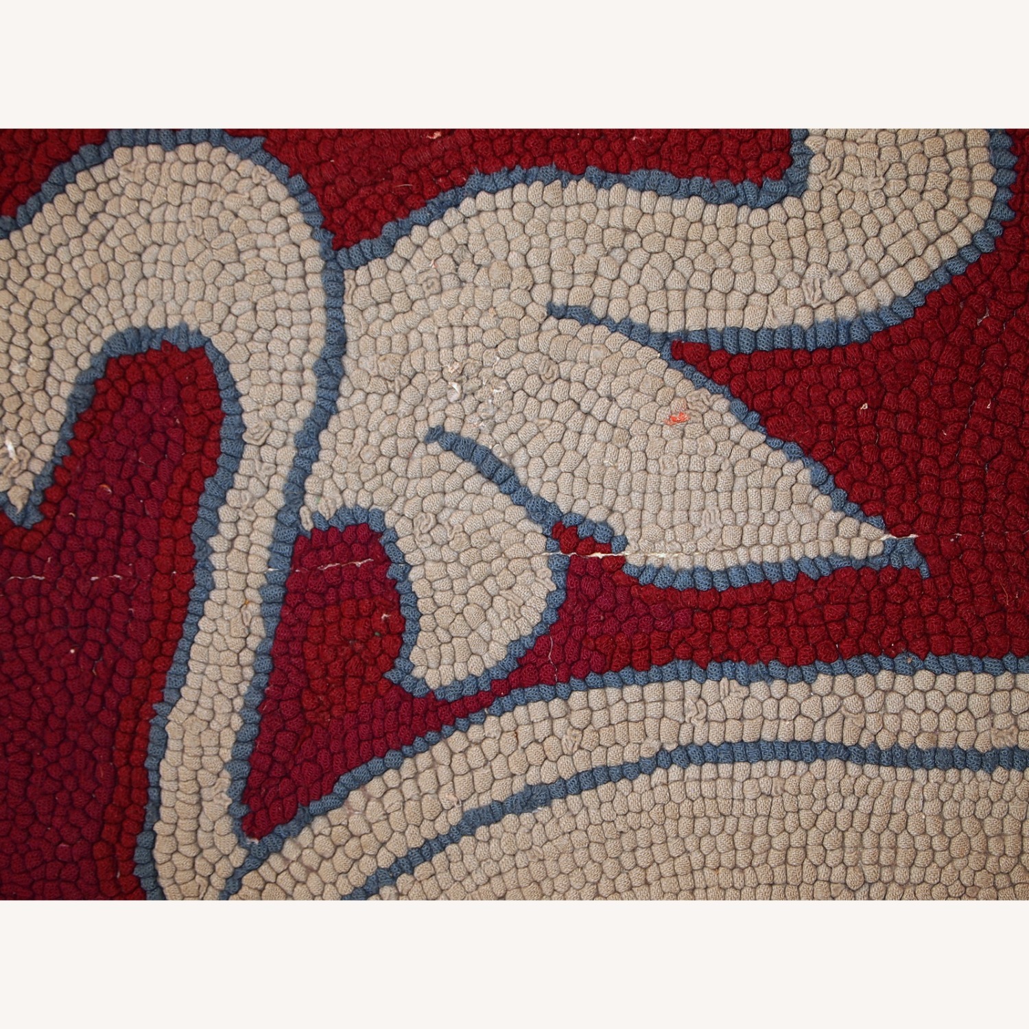 Handmade Antique American Hooked Rug - image-6