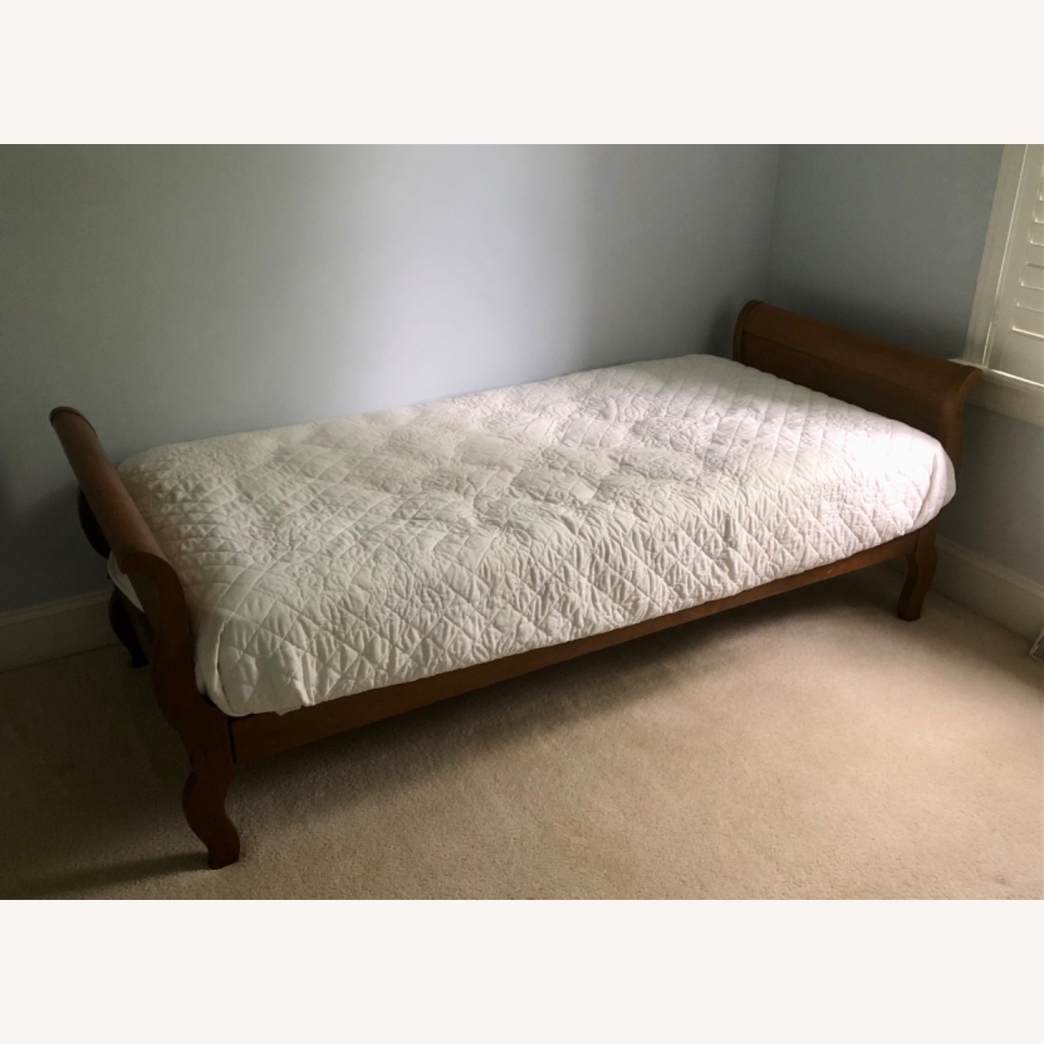 Antique Sleigh Day Bed in Solid Cherry Wood - image-5