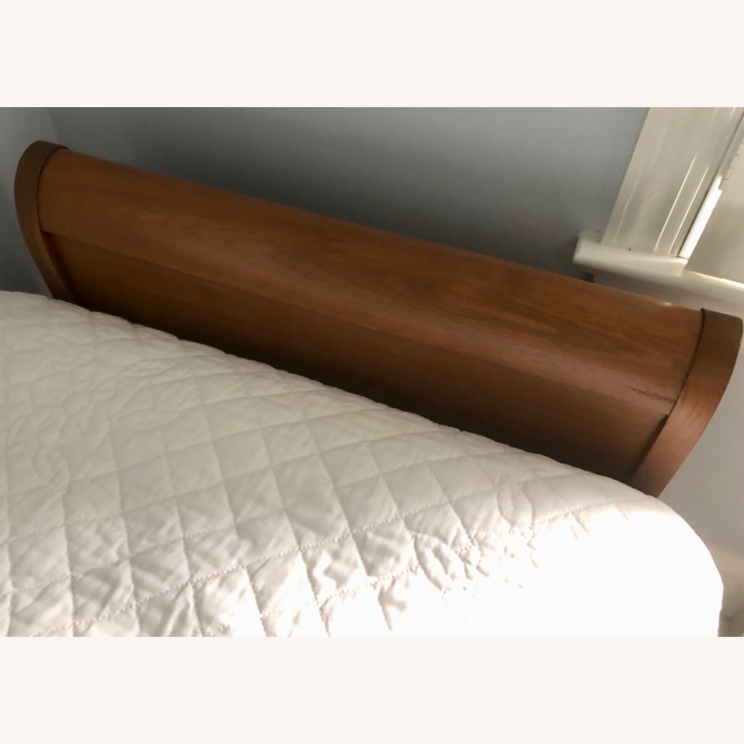 Antique Sleigh Day Bed in Solid Cherry Wood - image-4