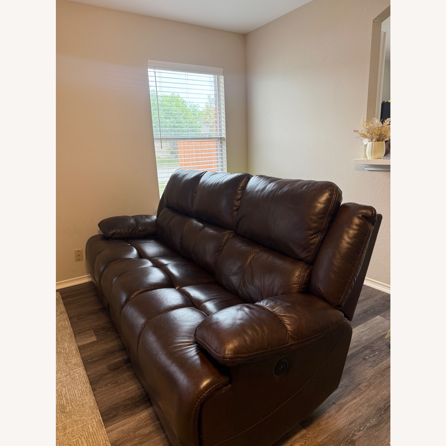 Rooms To Go Montefano Recliner Sofa - image-1