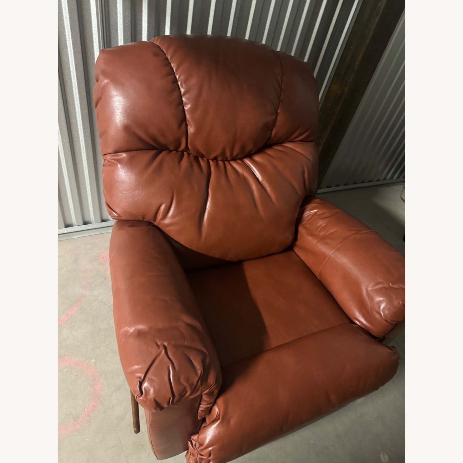 La-Z-Boy Recliner Chair - image-0