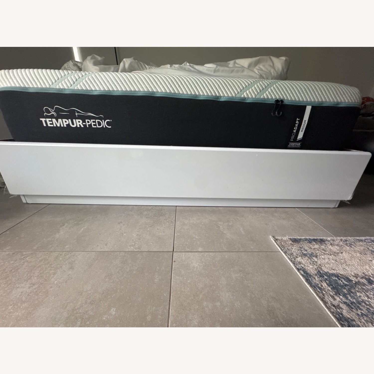Tempur-Pedic Queen Size Bed - image-4
