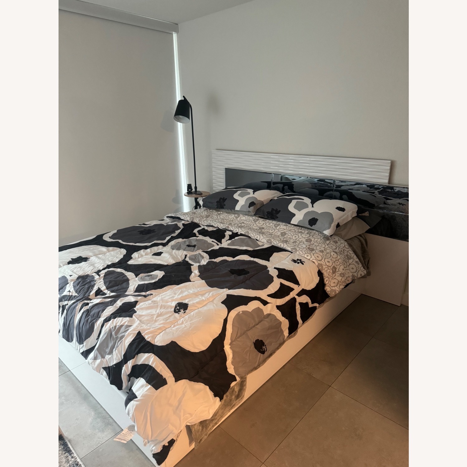 Tempur-Pedic Queen Size Bed - image-2