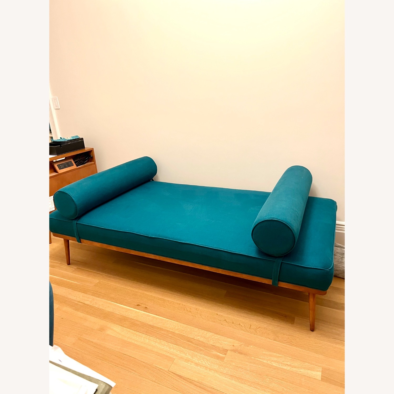 Anthropologie Darcy Daybed - image-1