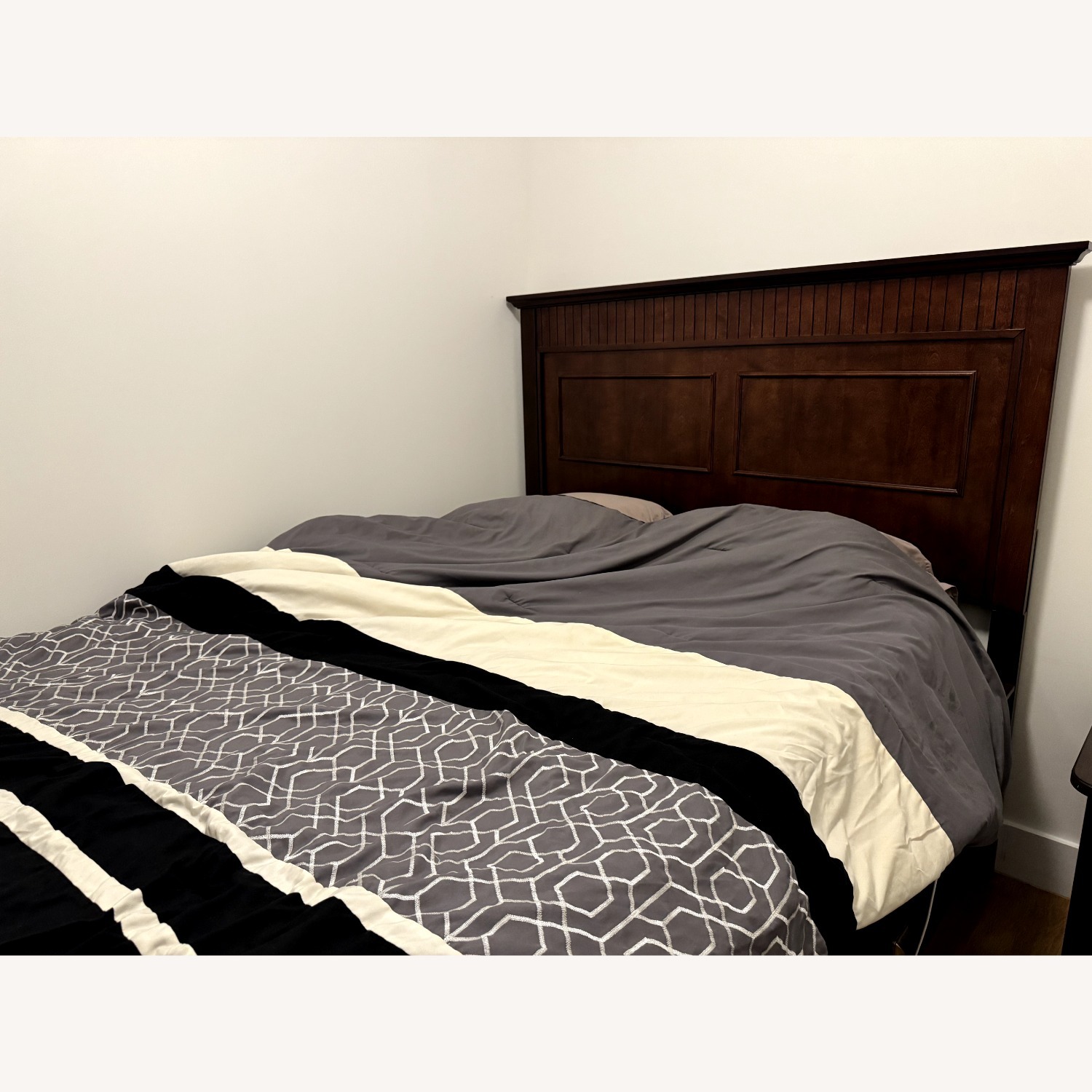 Spencer Cherry Queen Storage Bed - image-1