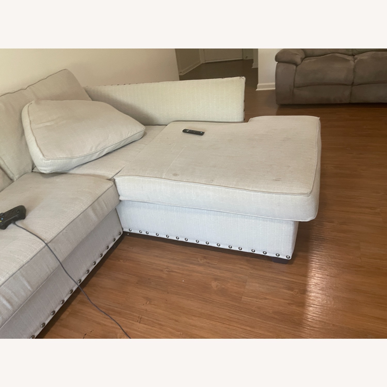 Riley Beige Sectional Sofa - image-3