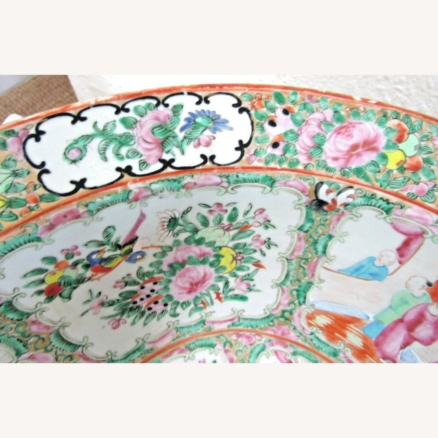 19th C. Antique Chinese Rose Medallion Bowl - image-9
