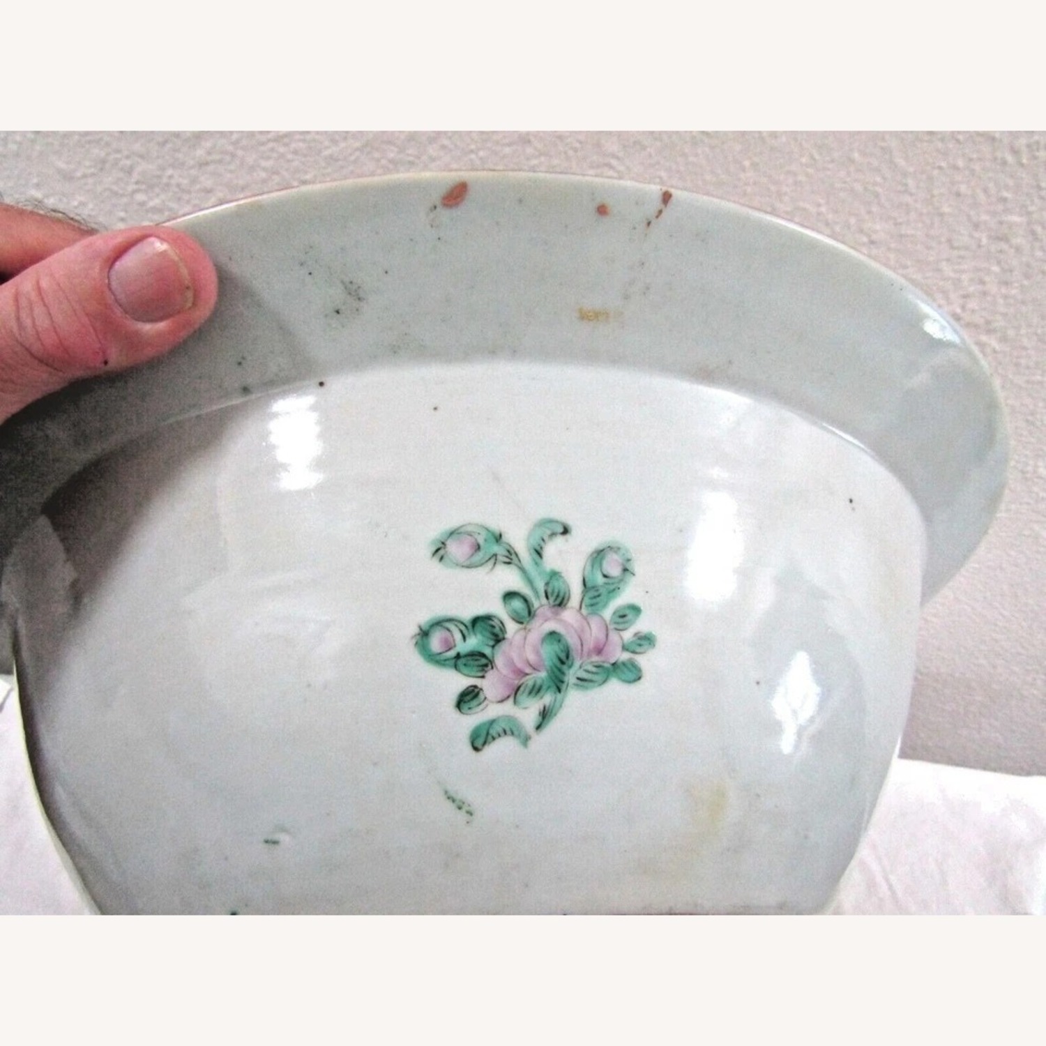 19th C. Antique Chinese Rose Medallion Bowl - image-12