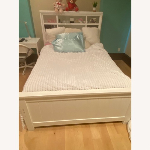 Used Bookshelf Full Bed W Twin Bed or Storage Under for sale on AptDeco
