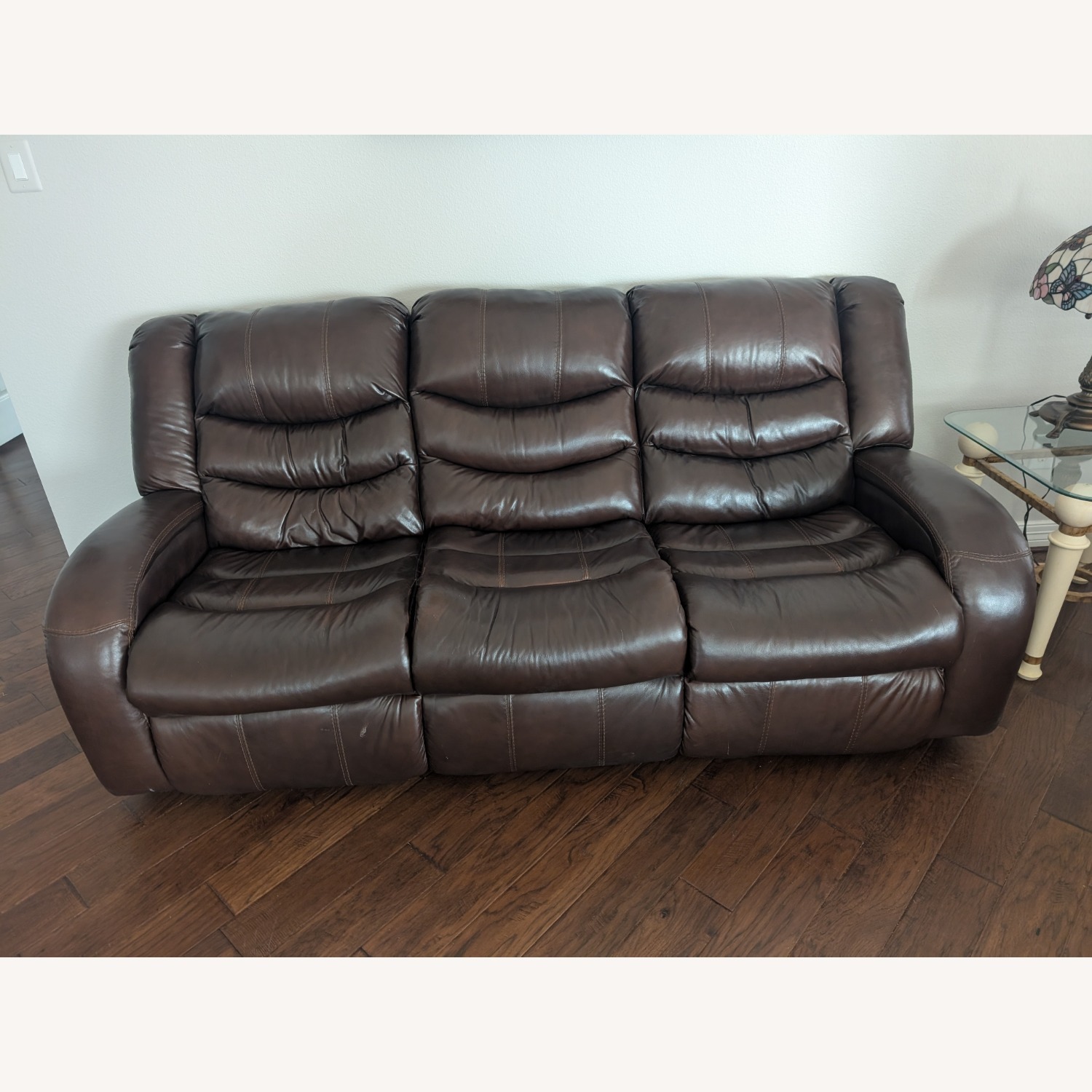 3 Seater Leather Couch with Pull Lever - image-1