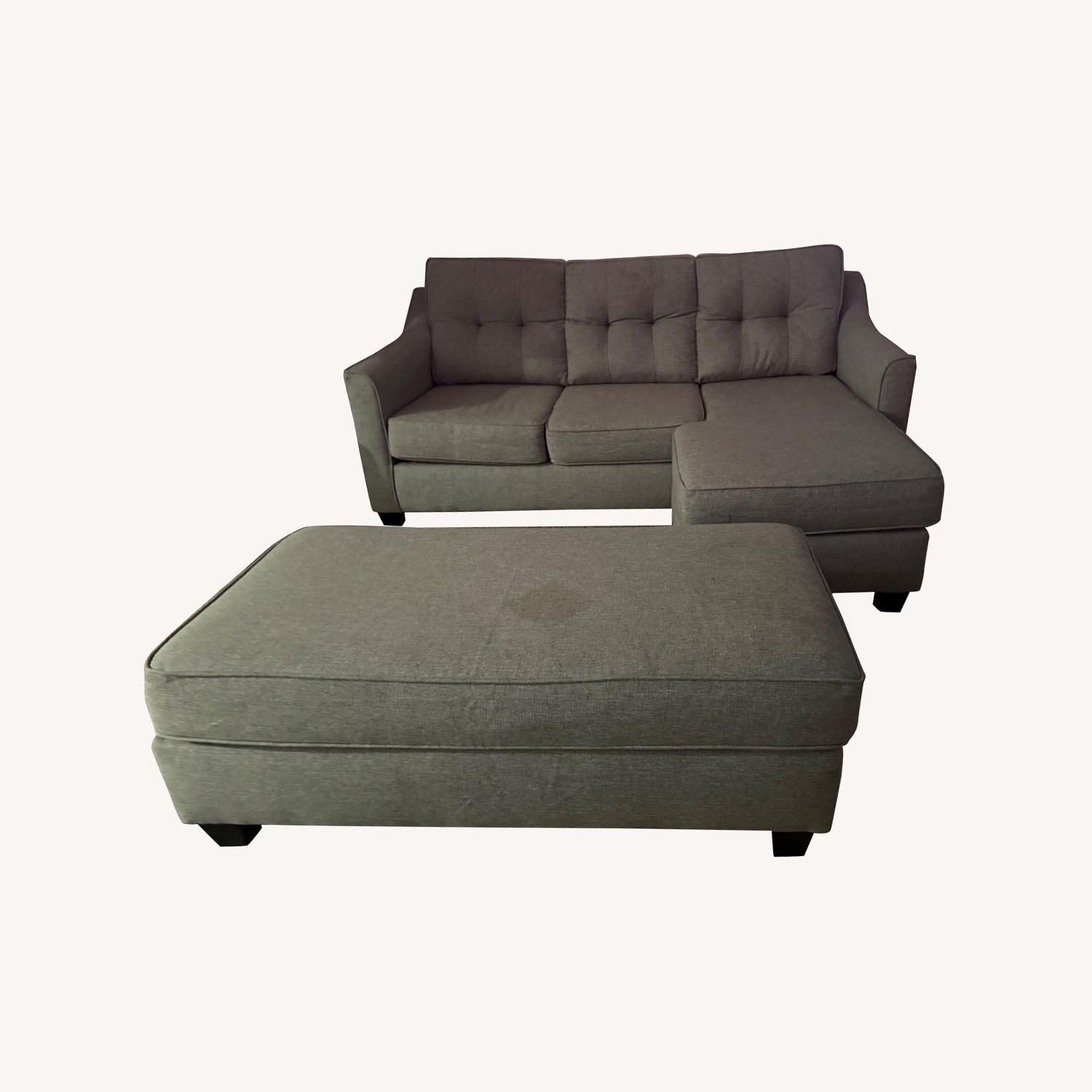 Dary Gray L Shaped Sofa with Chaise - image-0