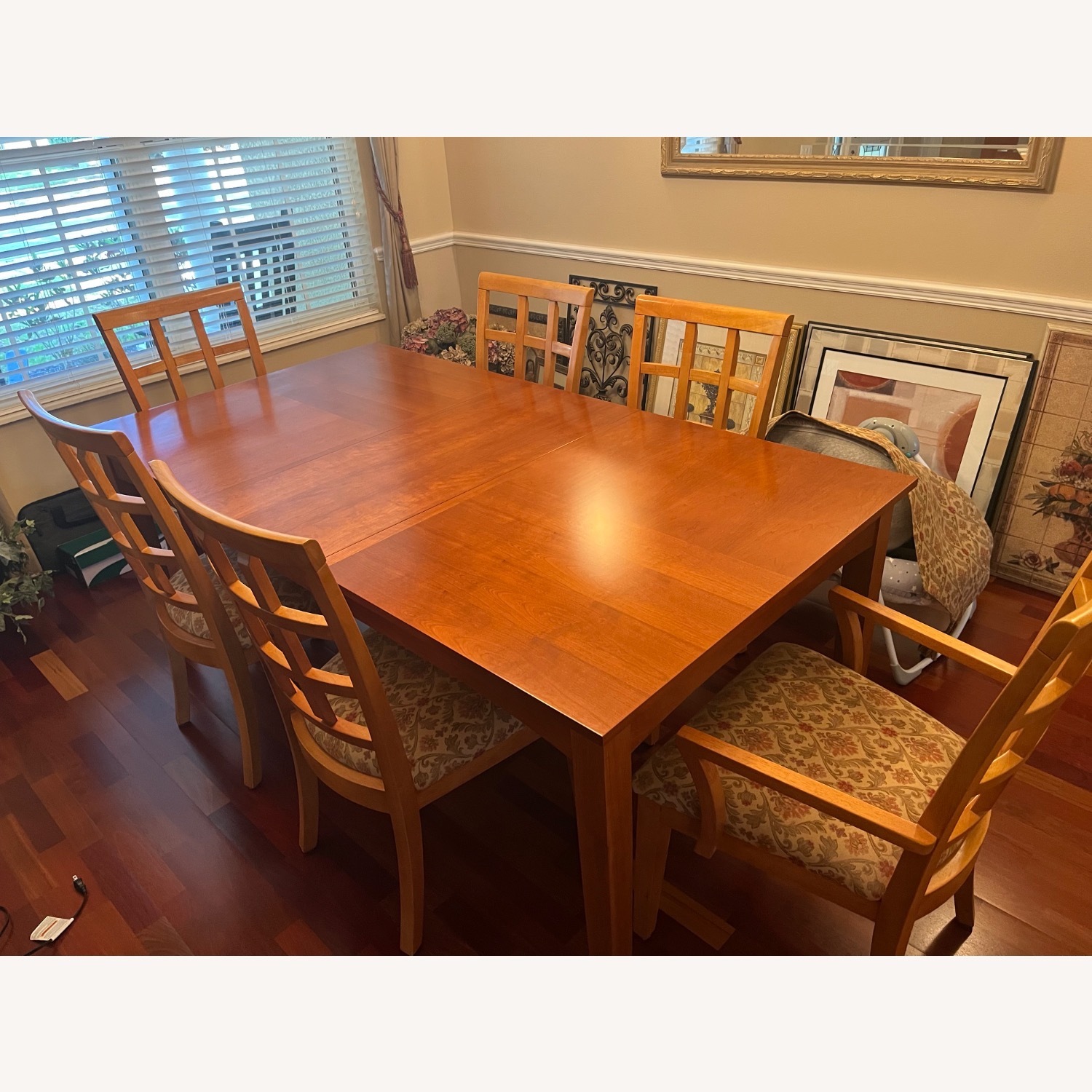 Bassett Dining Room Set with 6 Chairs - image-2