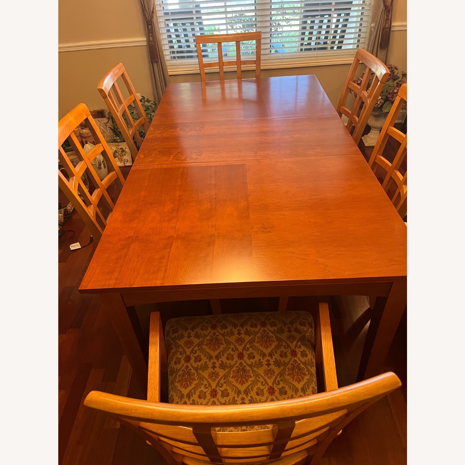 Bassett Dining Room Set with 6 Chairs - image-3