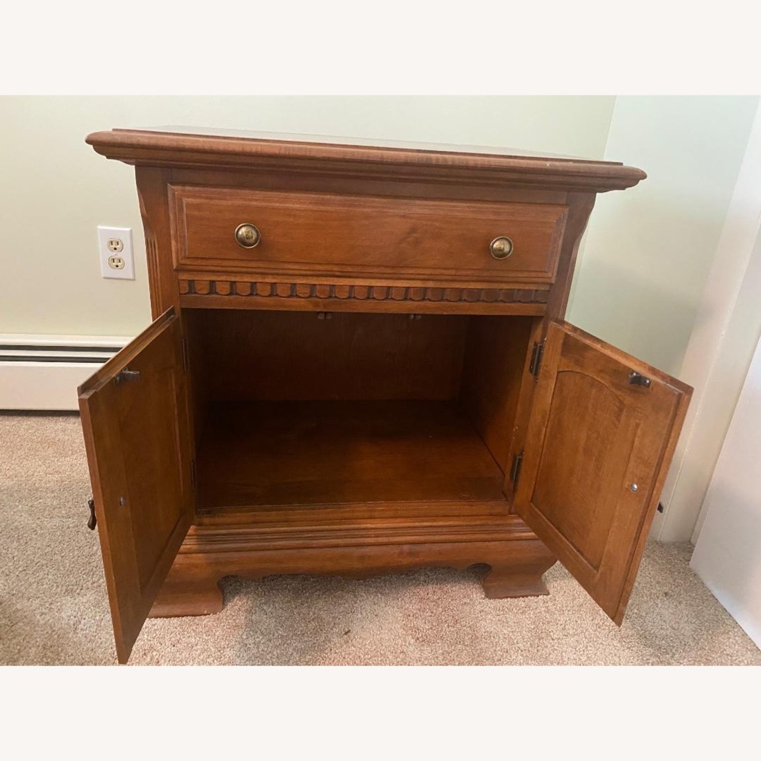 Ethan Allen Maple Cabinet Nightstand - image-5