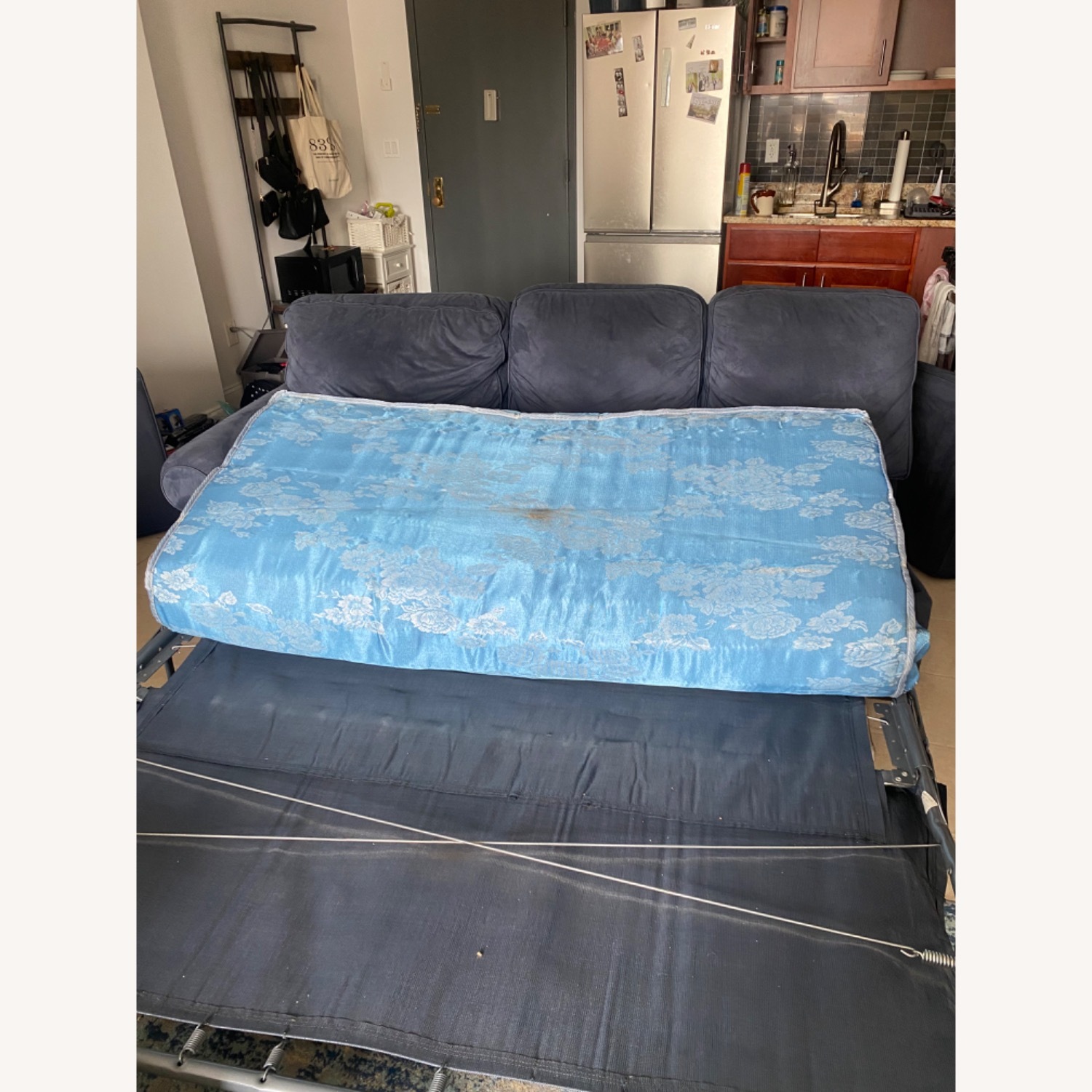 Navy Pull Out Couch W Queen Kingsdown Mattress - image-3